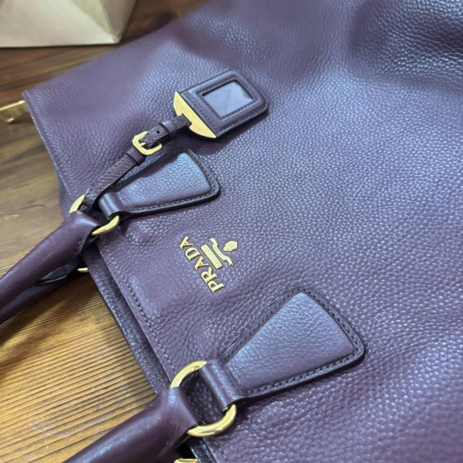 100% Authentic Prada Vitello Daino Tote Bag