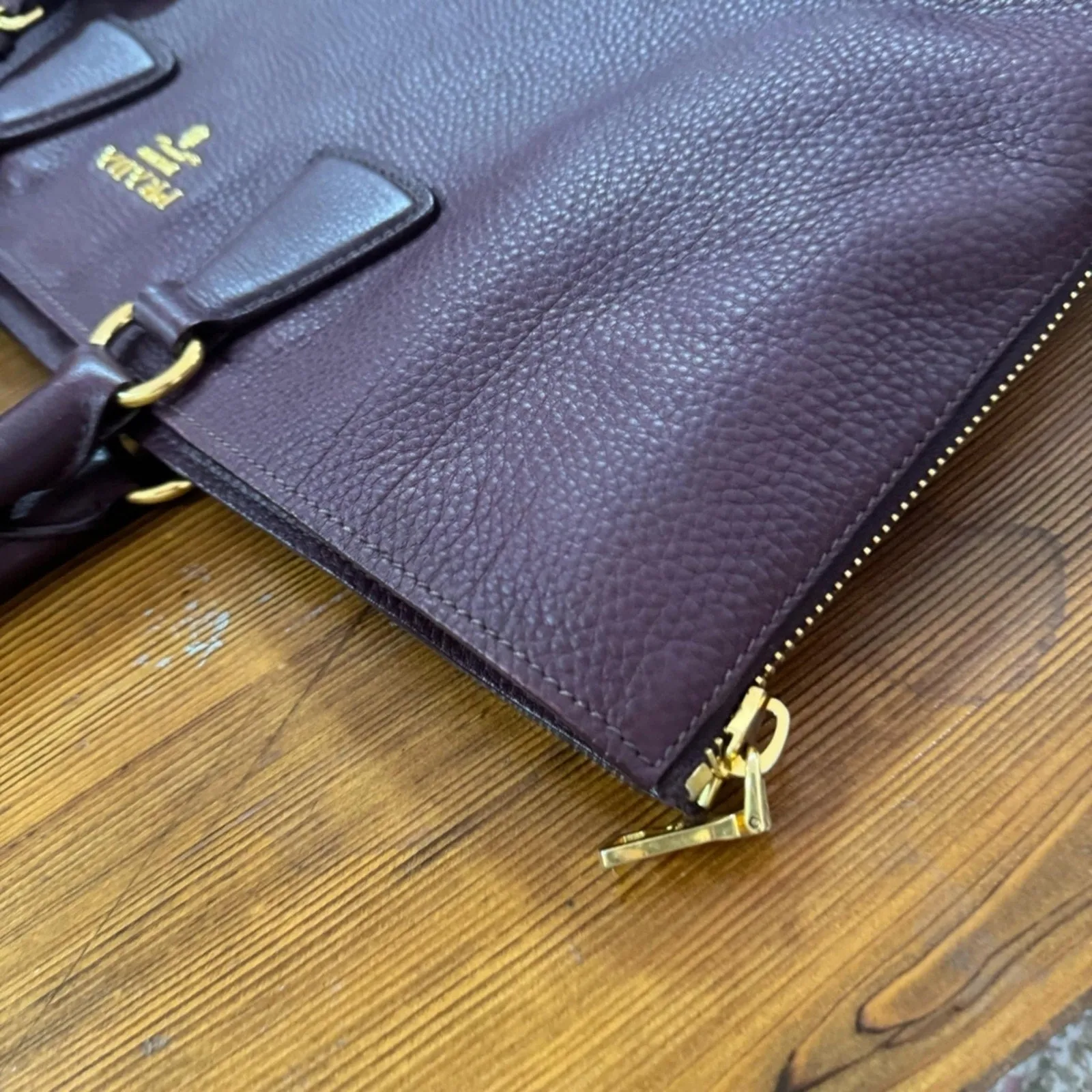 100% Authentic Prada Vitello Daino Tote Bag