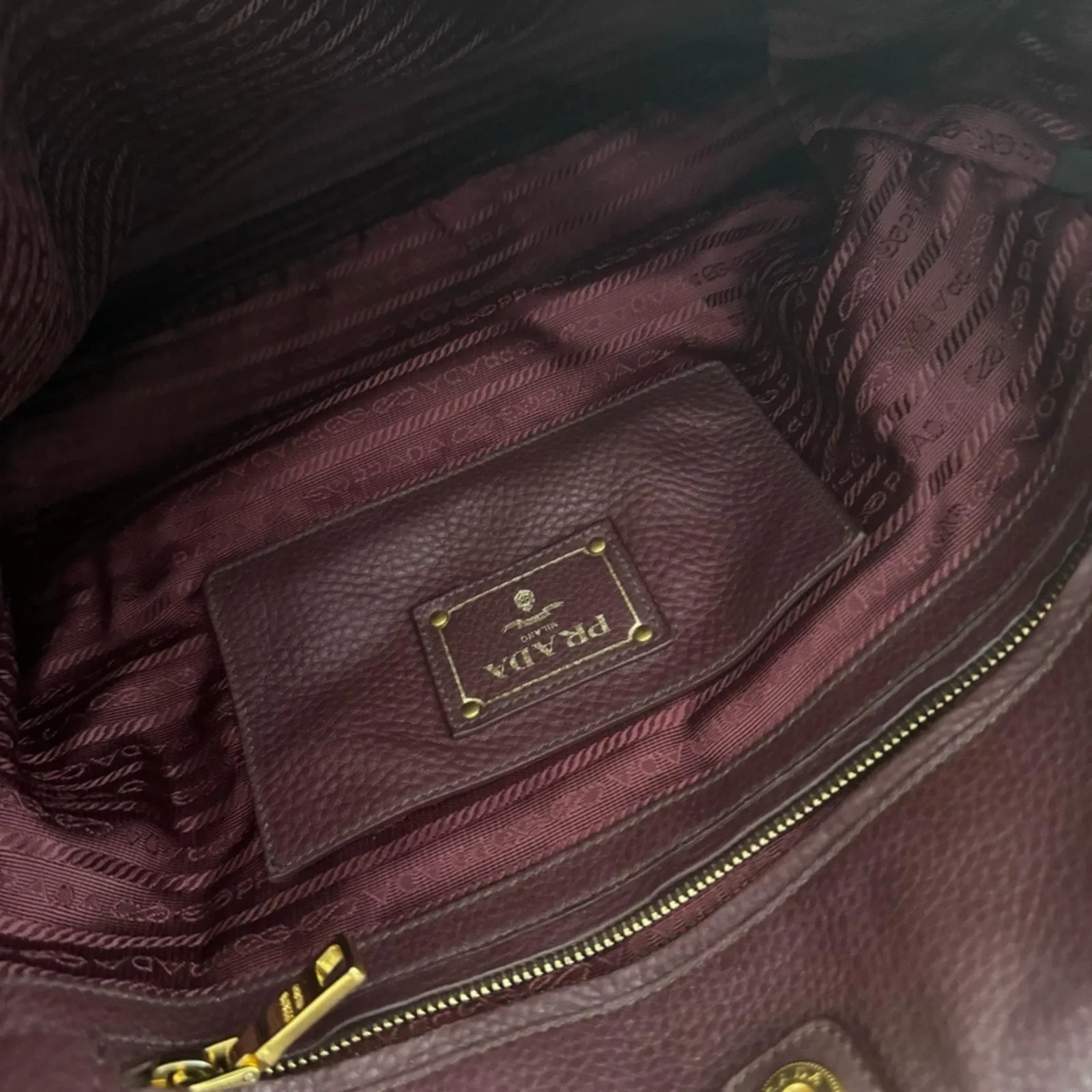 100% Authentic Prada Vitello Daino Tote Bag