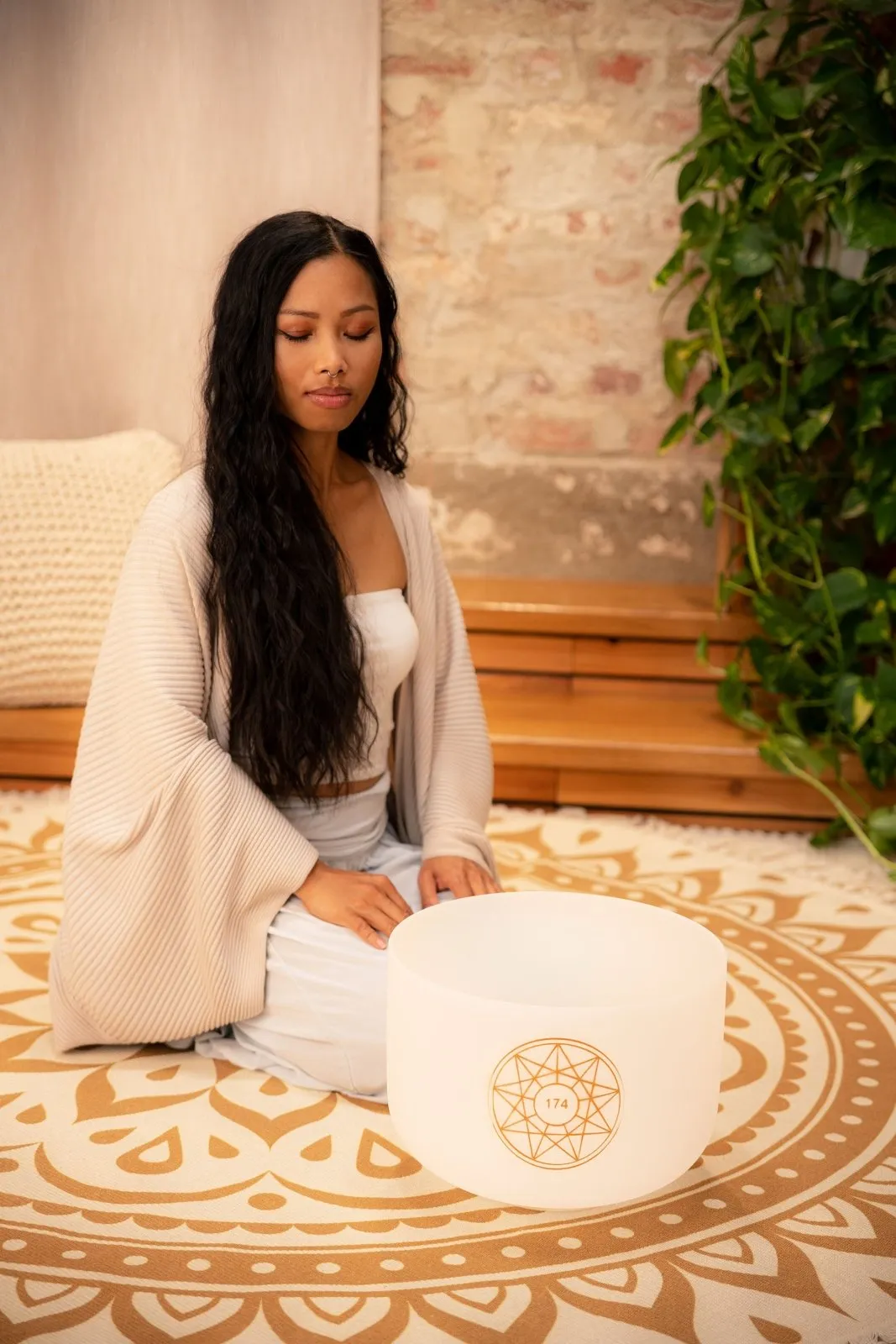 174 Hz Solfeggio 12" Crystal Singing Bowl (Earth Tone) - Stress Relief