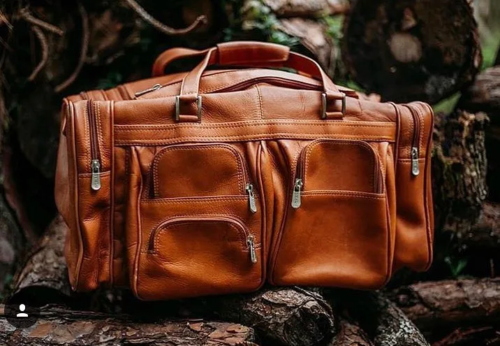 20in DUFFEL BAG WITH POCKETS