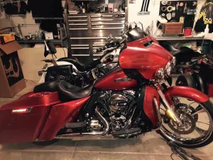 4.5” Stretched Bagger Kit Harley Davidson With Three Piece Custom Chrome Headlight