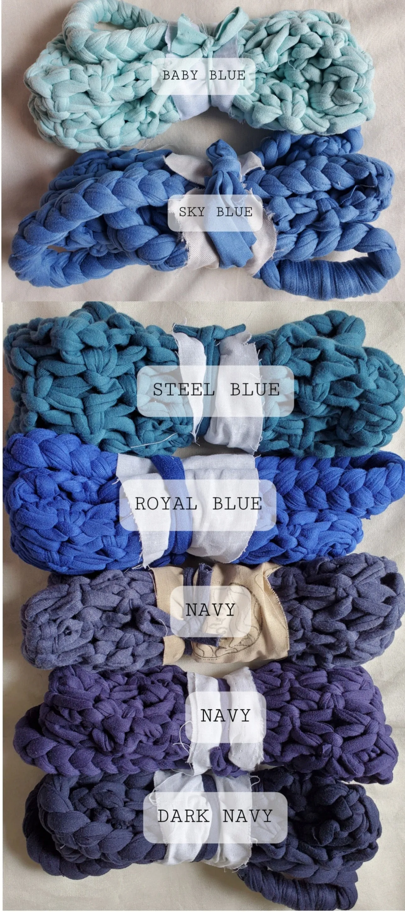 Alpas Pompom Keychain