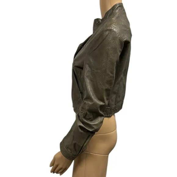 BCBGMaxAzria Genuine Leather Snap Up Lead Cropped Moto Jacket Zip Pocket Small
