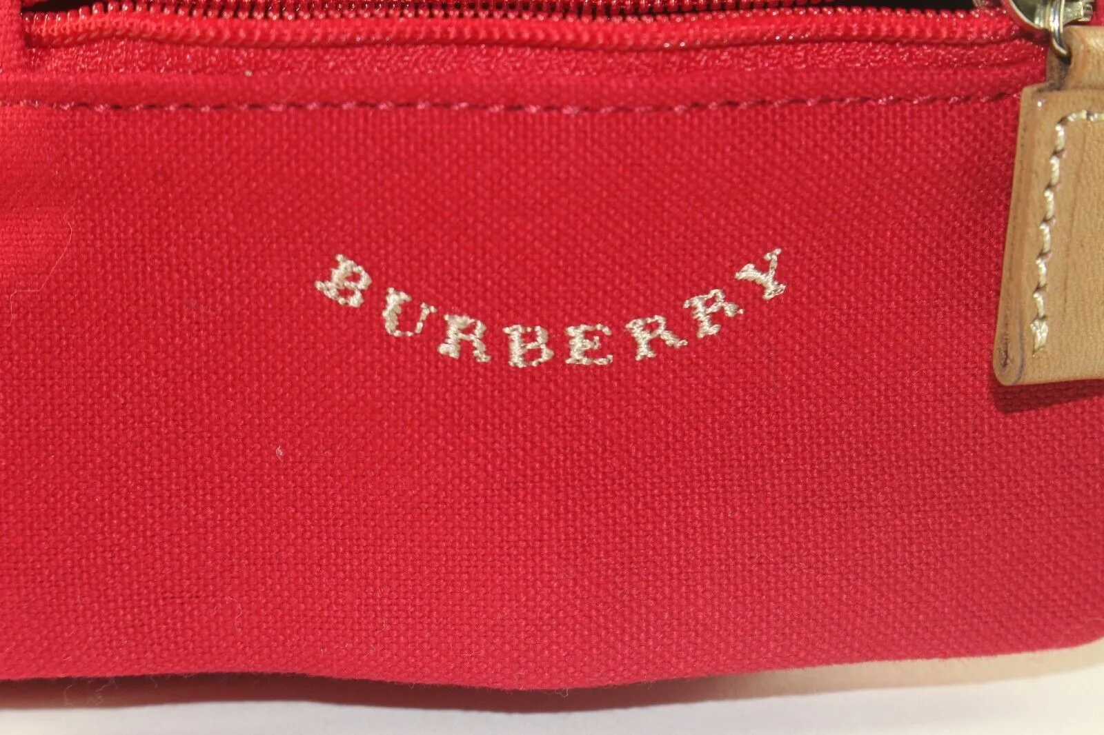 Burberry Tote and Pouch Set 8BUR1129K