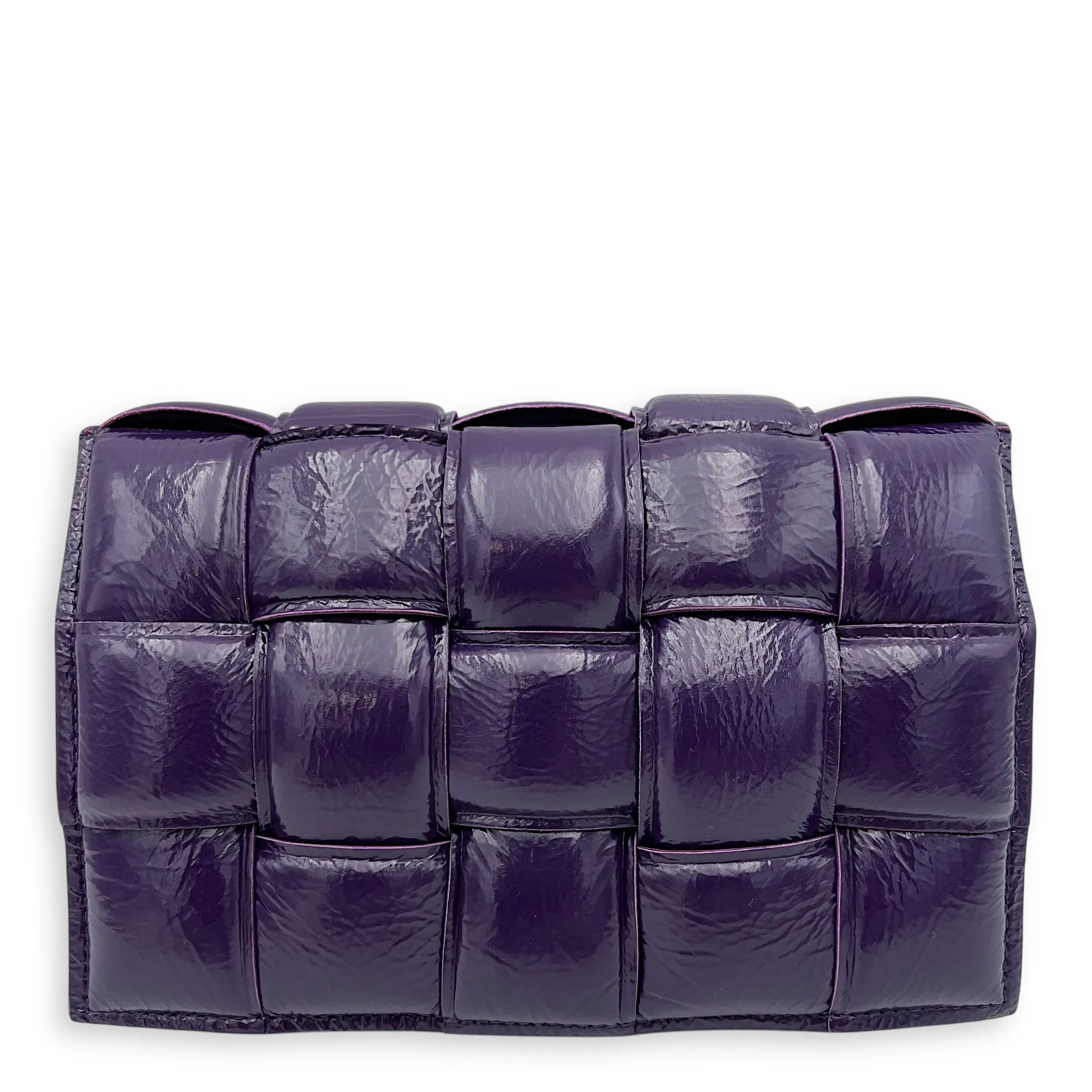 Cassette Shoulder Bag Purple in Patent Leather, Gold hardware