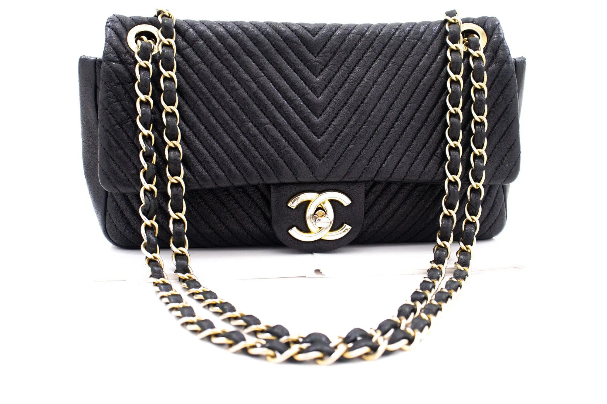 Chanel Chevron V-Stitch Leather Chain Shoulder Bag Single Flap Mat k59