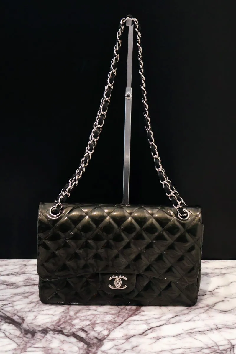 Chanel Classic Diamond Quilted Patent Leather Jumbo Double Flap