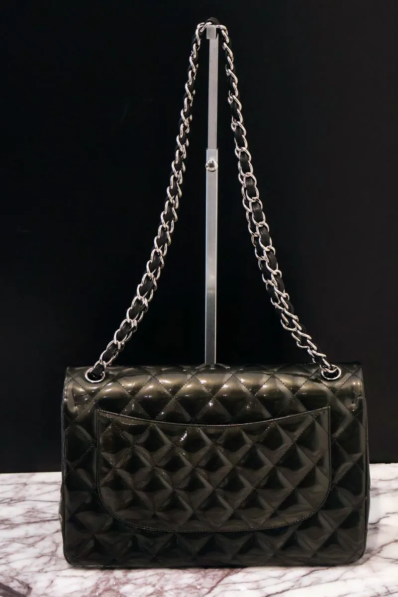 Chanel Classic Diamond Quilted Patent Leather Jumbo Double Flap