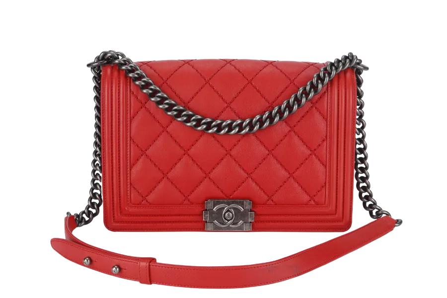 CHANEL LEBOY (1877xxxx) NEW MEDIUM RED ULTRA STITCH RUTHENIUM HARDWARE WITH CARD