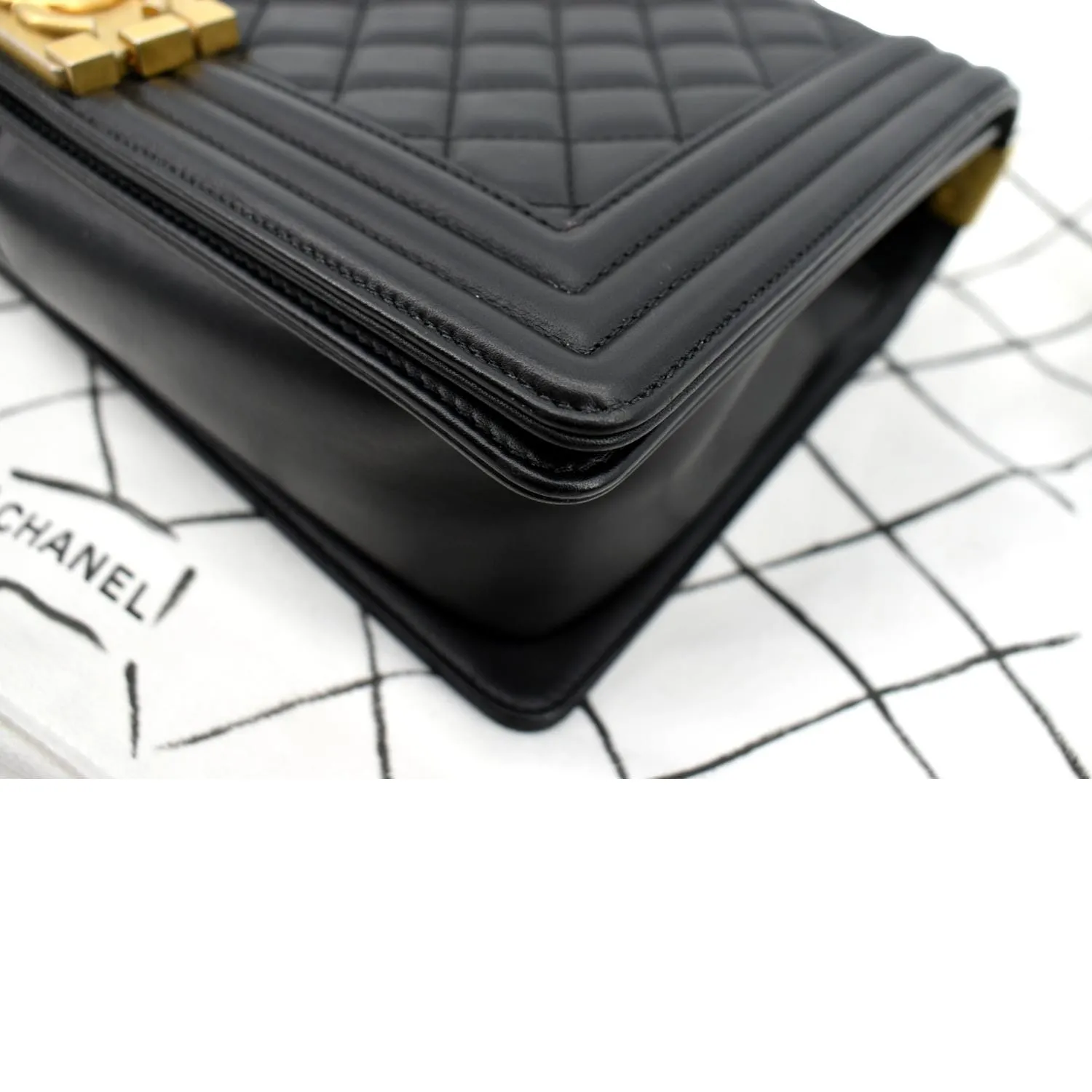 CHANEL Medium Boy Flap Calf Leather Shoulder Bag Black