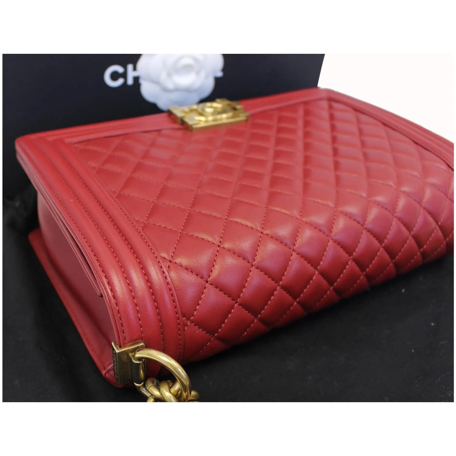 CHANEL Medium Boy Flap Lambskin Leather Shoulder Bag Red