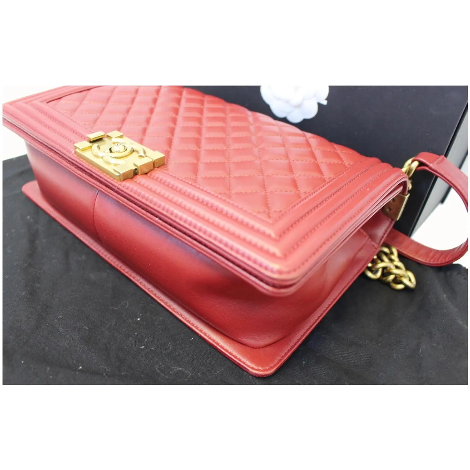 CHANEL Medium Boy Flap Lambskin Leather Shoulder Bag Red