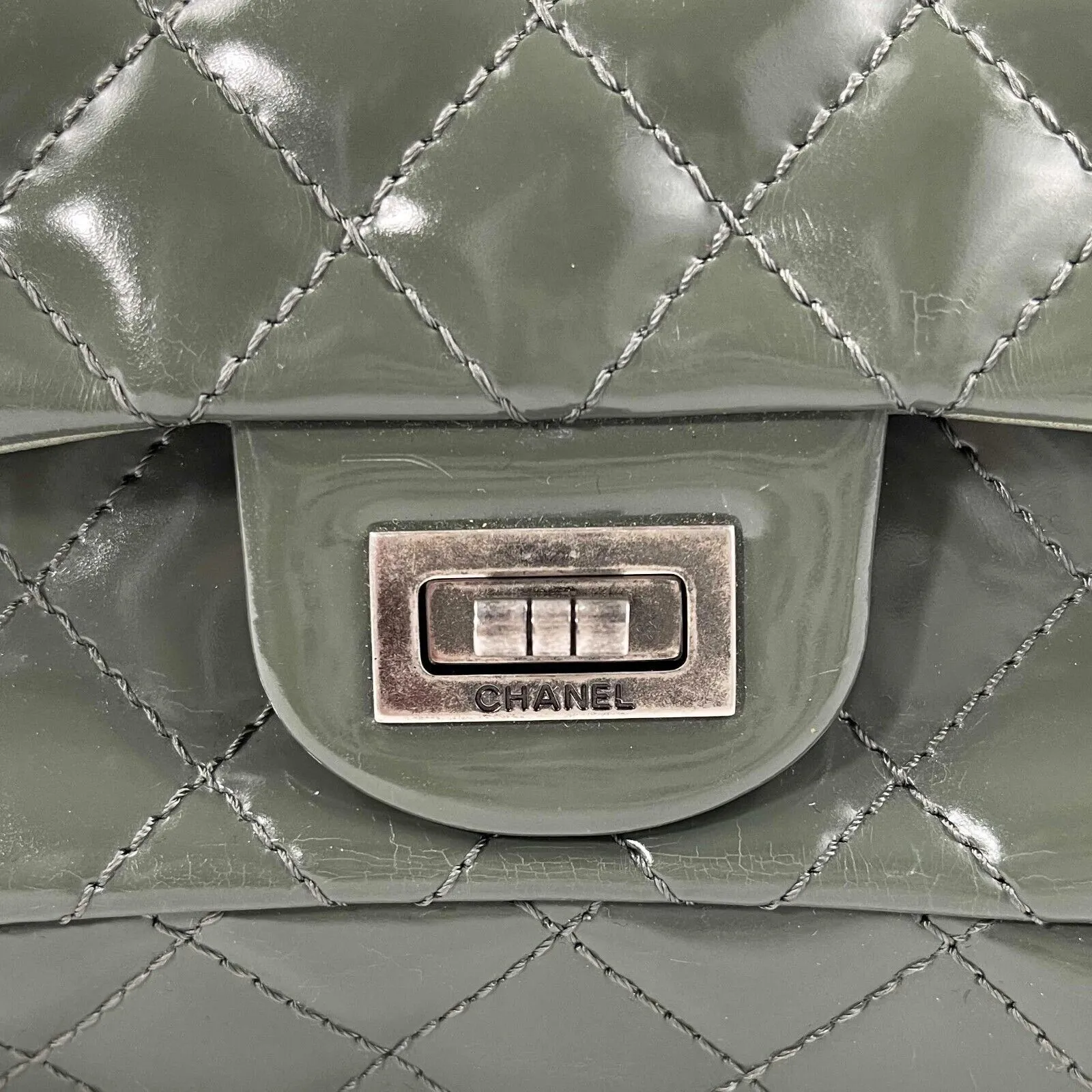CHANEL Patent Quilted Small Accordion Reissue 2.55 Flap - Olive Green Crossbody