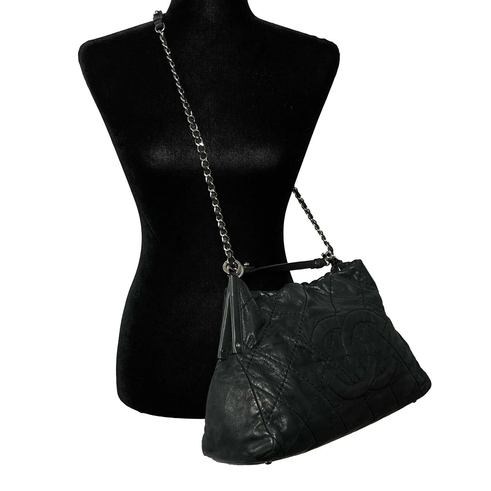 CHANEL - Sea Hit CC Iridescent Calfskin Medium Black Shoulder Bag