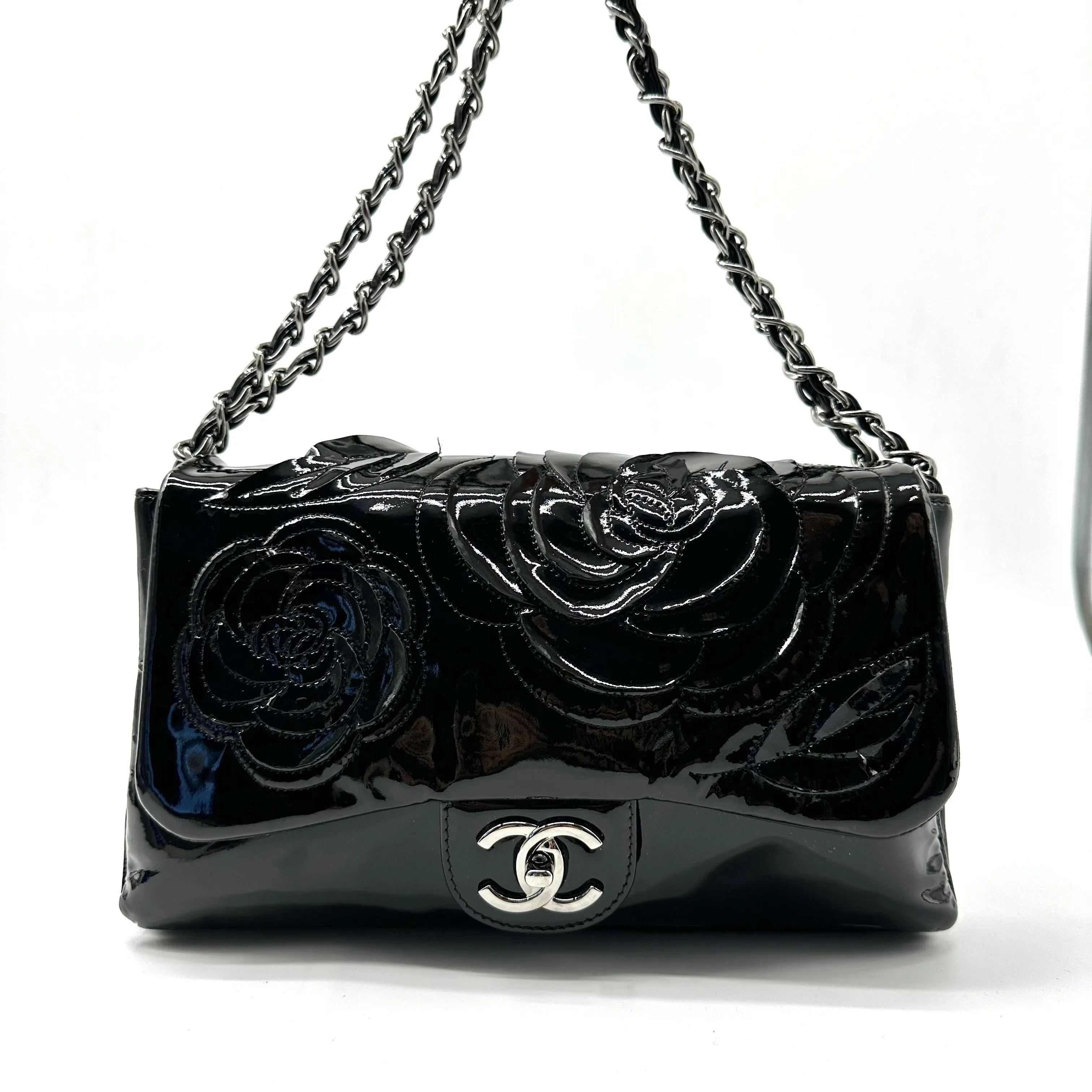 CHANEL Timeless/Classique Patent Leather Crossbody Bag