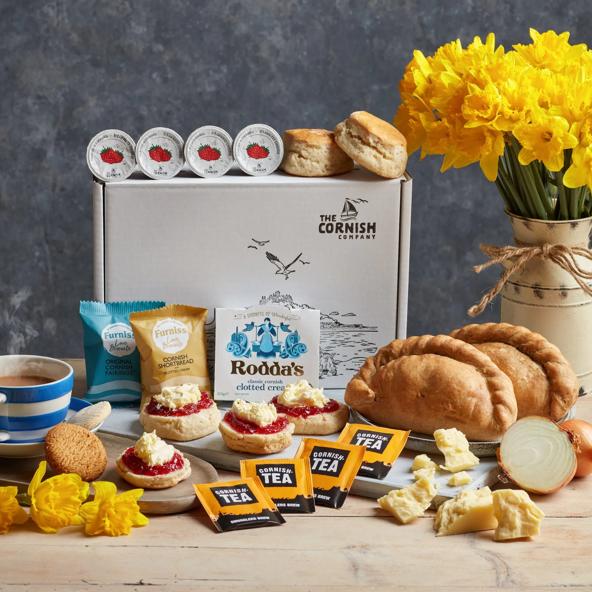 Cheese & Onion Pasty & Cream Tea Hamper