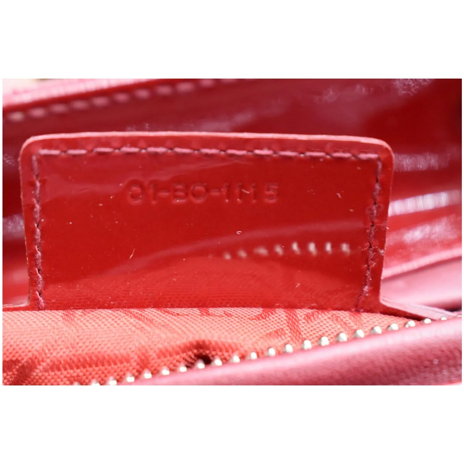 CHRISTIAN DIOR Medium Lady Dior Cannage Patent Leather Shoulder Bag Red