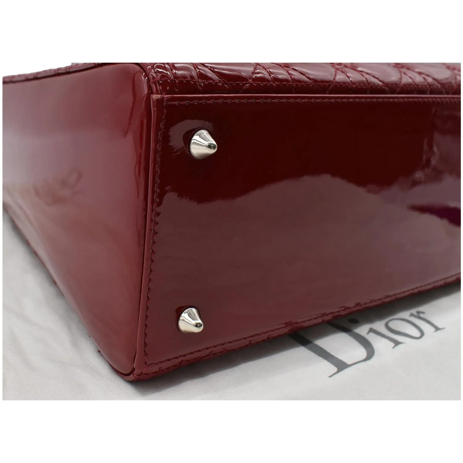 CHRISTIAN DIOR Medium Lady Dior Cannage Patent Leather Shoulder Bag Red