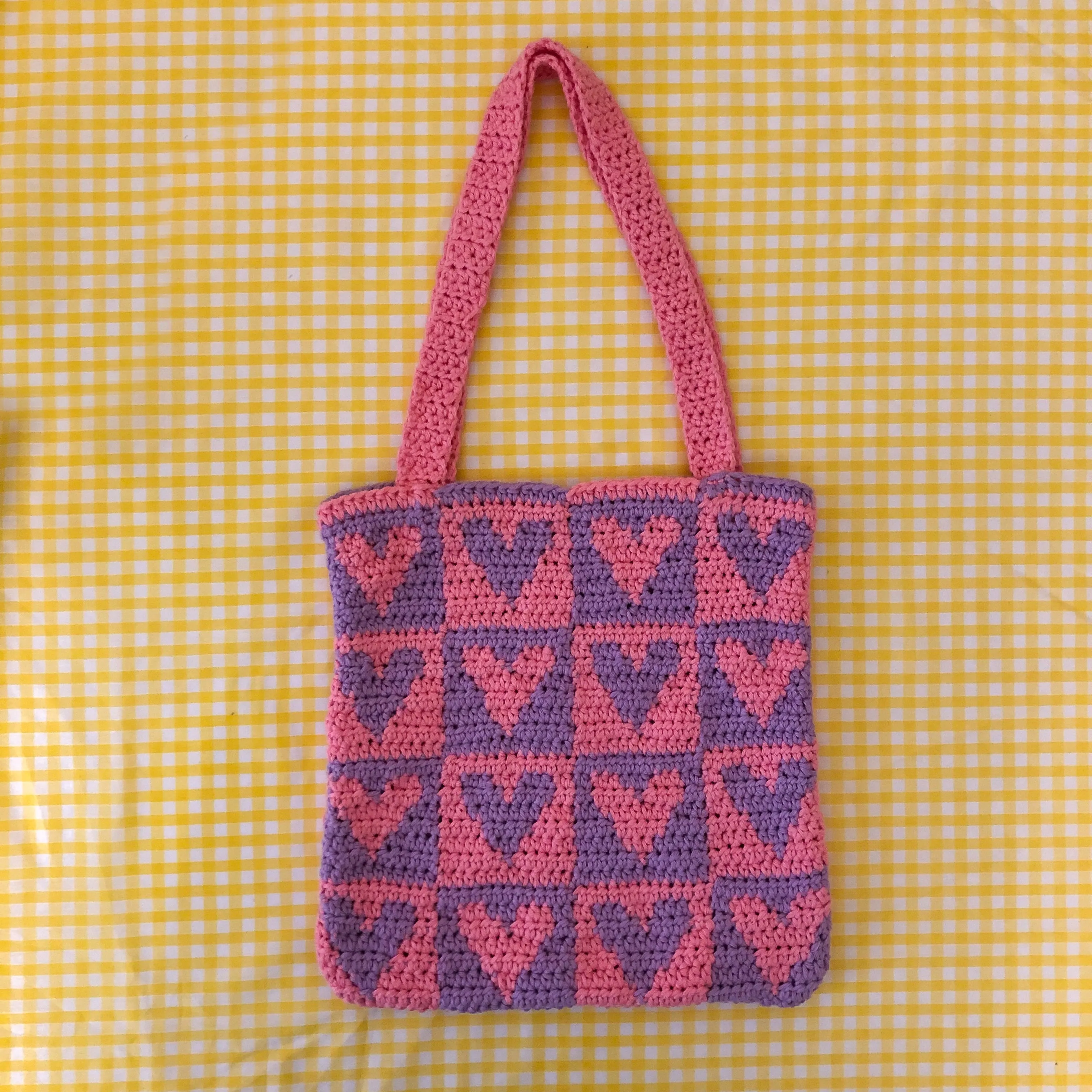 Crochet Heart Tote Bag in Pink/Purple
