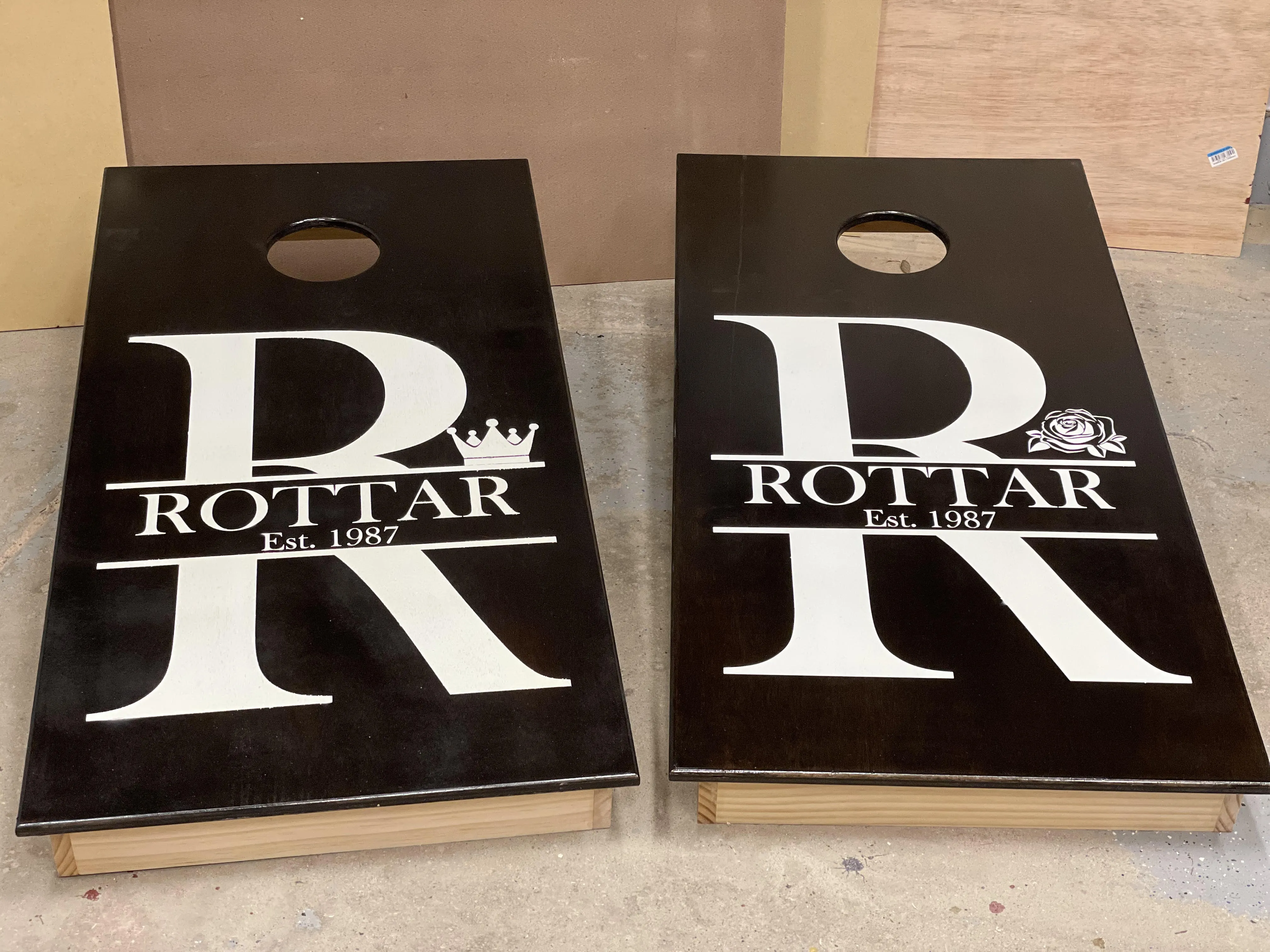 Custom Cornhole Set