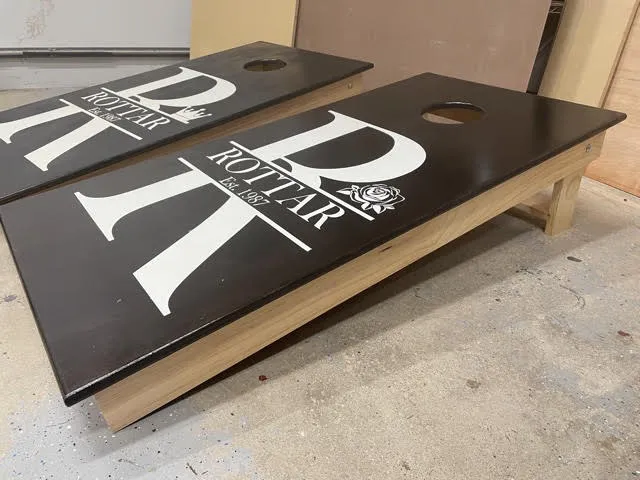 Custom Cornhole Set