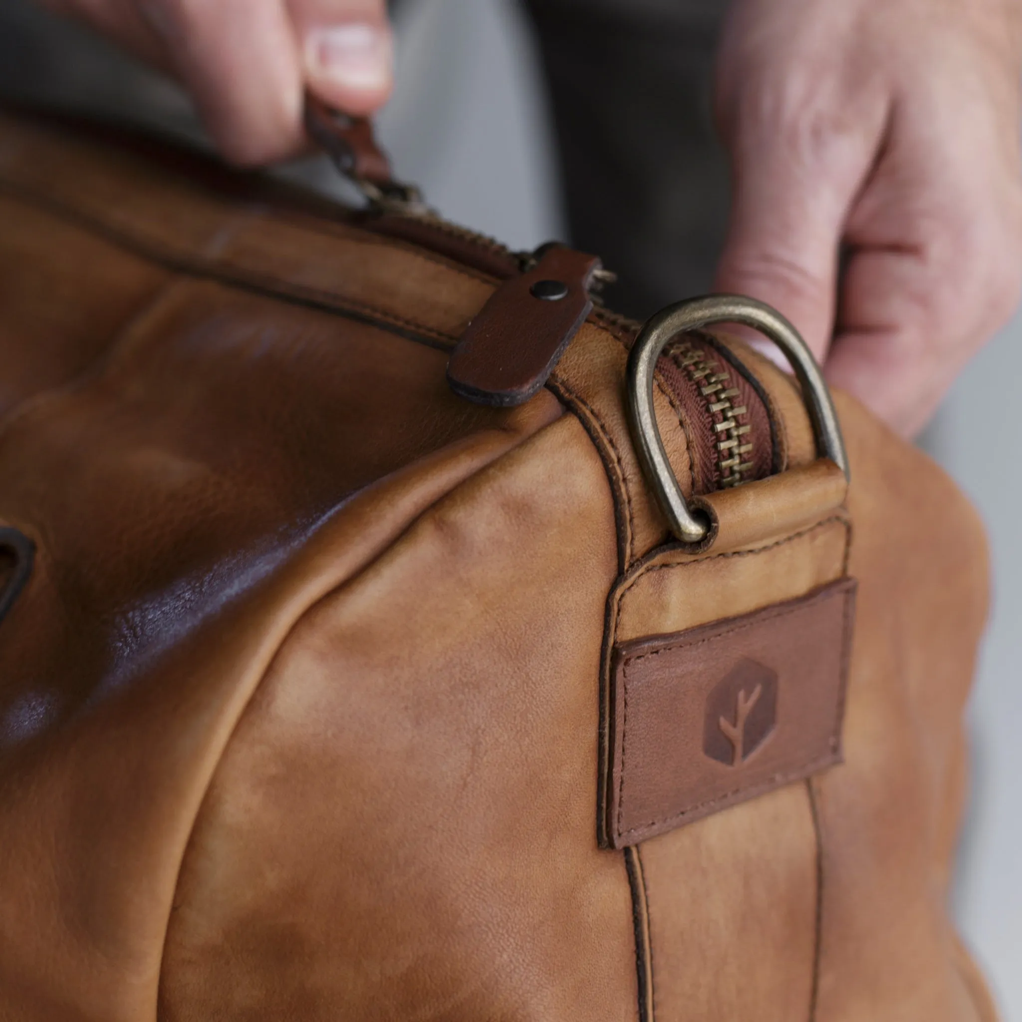 Dakota Leather Duffel Bag