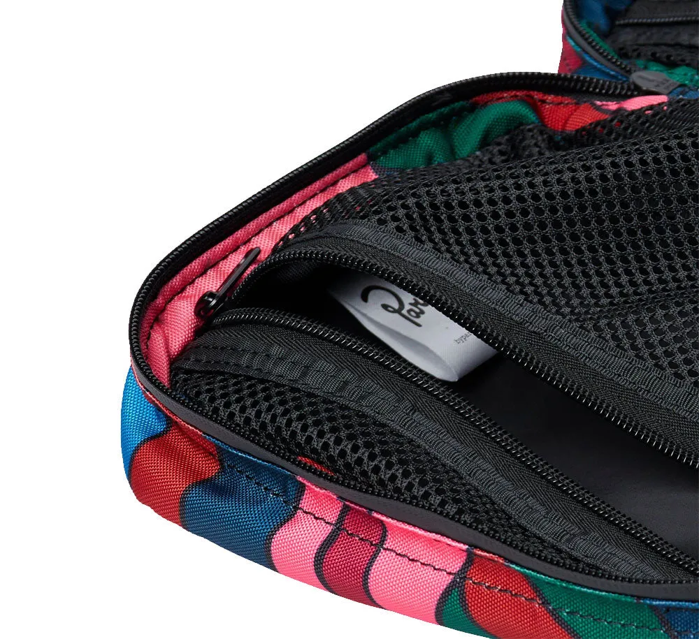 DISTORTED WAVES TOILETRY BAG