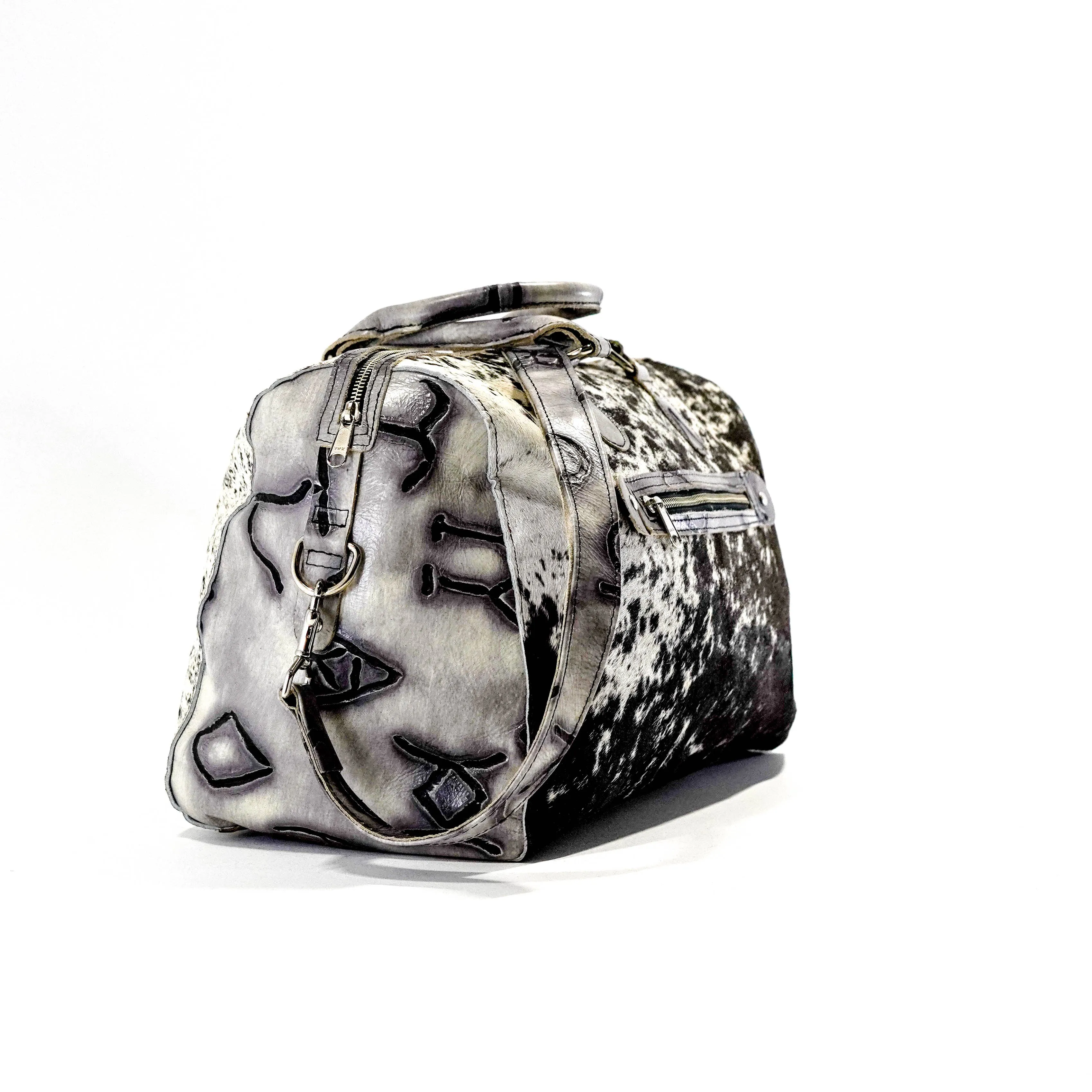 Duffel - Black & White w/ Smoke Show Skulls