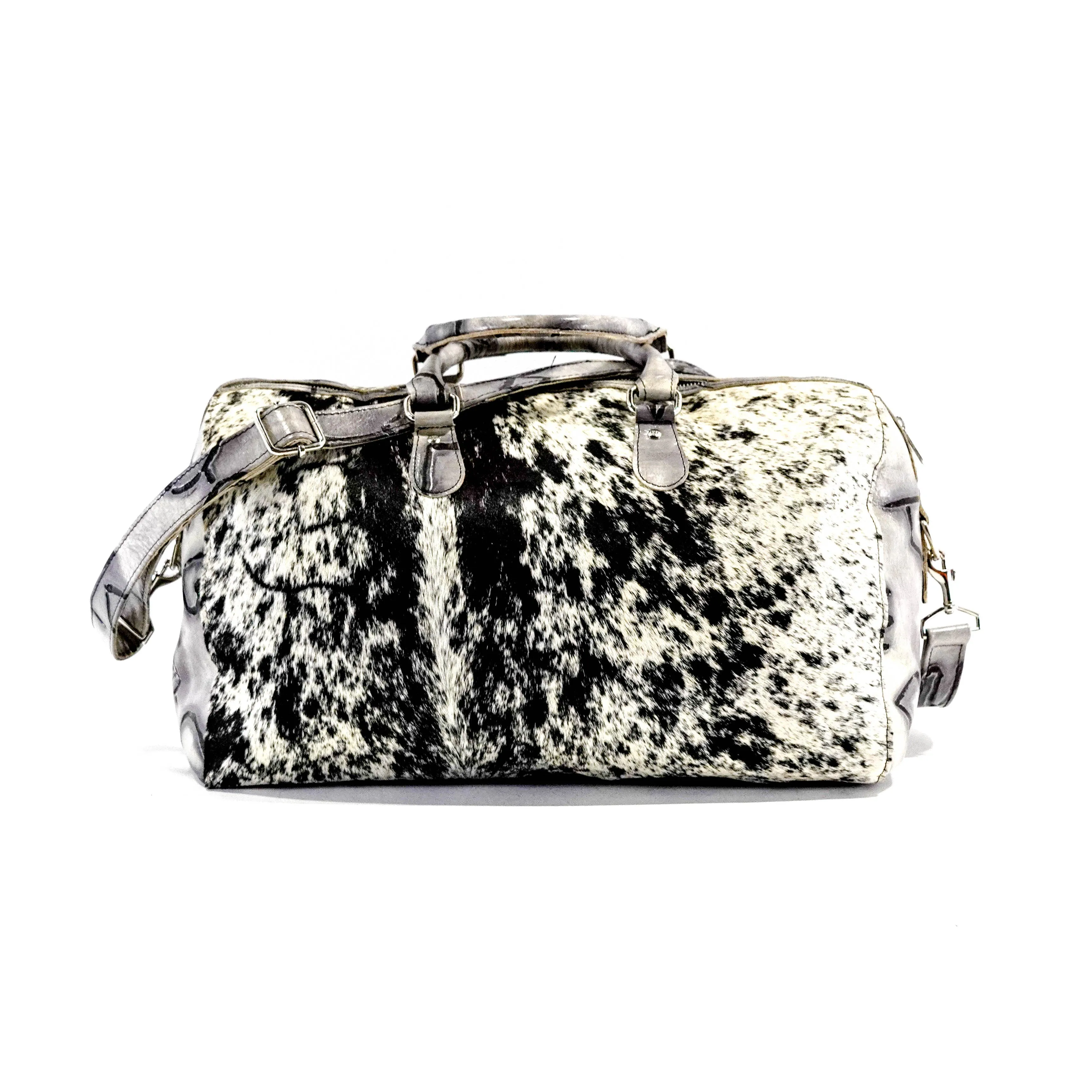 Duffel - Black & White w/ Smoke Show Skulls