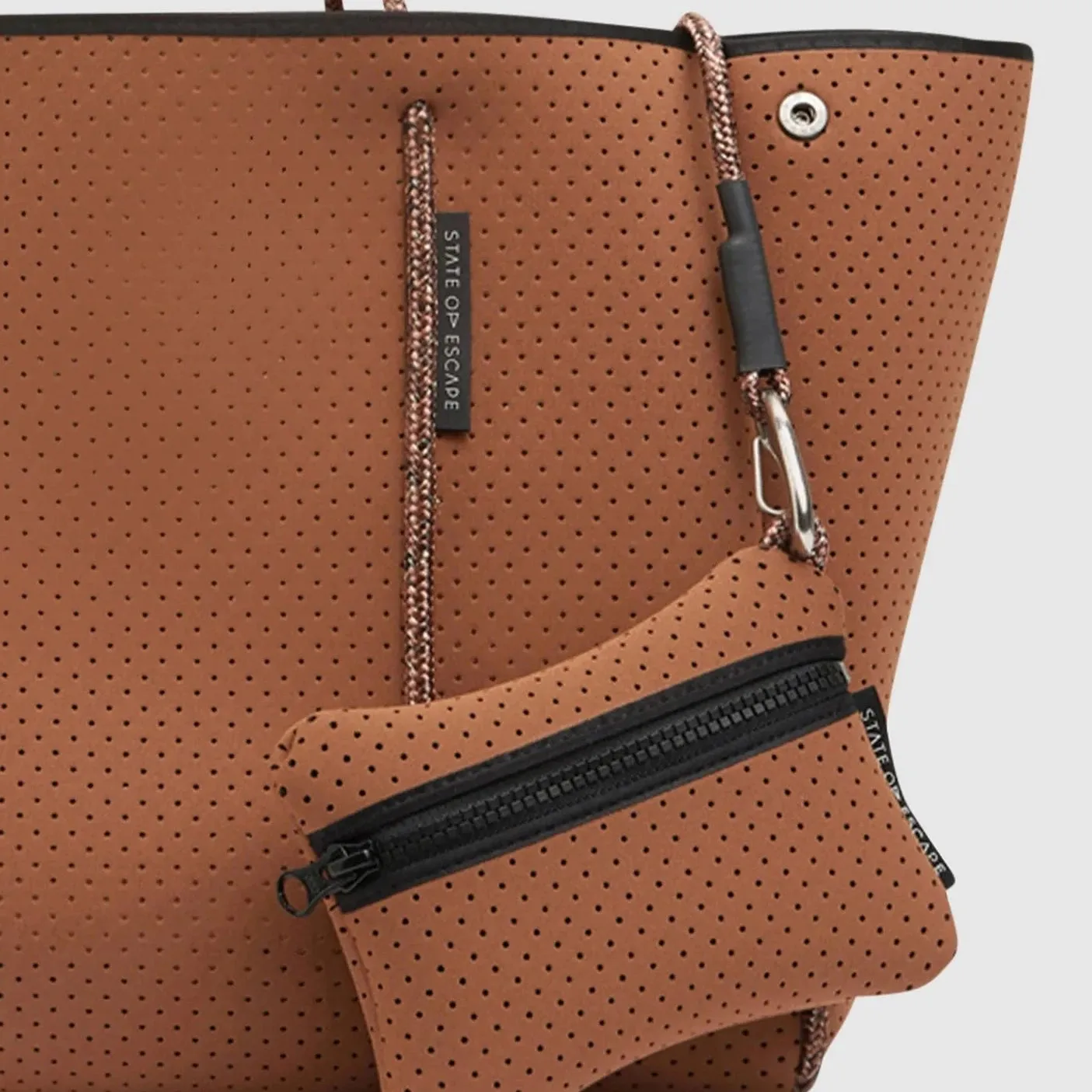 ESCAPE TOTE - SADDLE