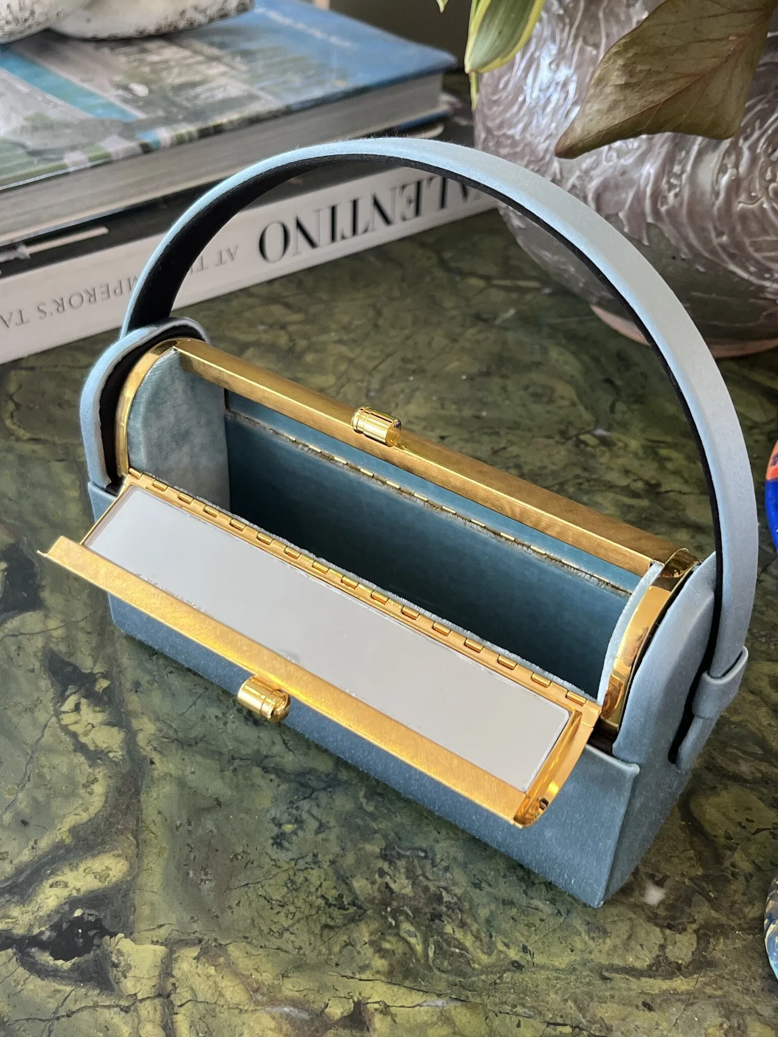 ETCHED INSERT WITH CAPITOL BLUE LINING