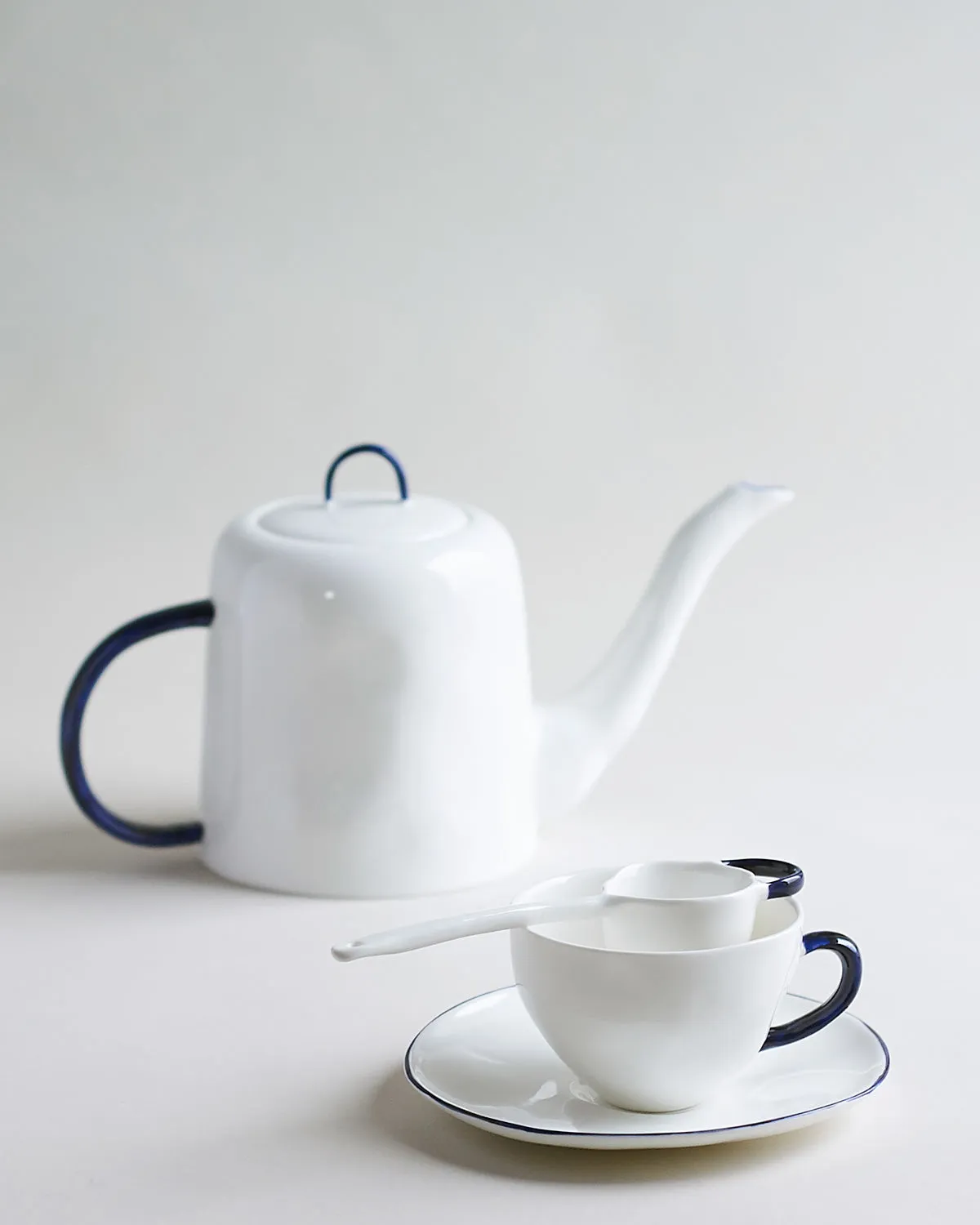 Feldspar Tea Strainer