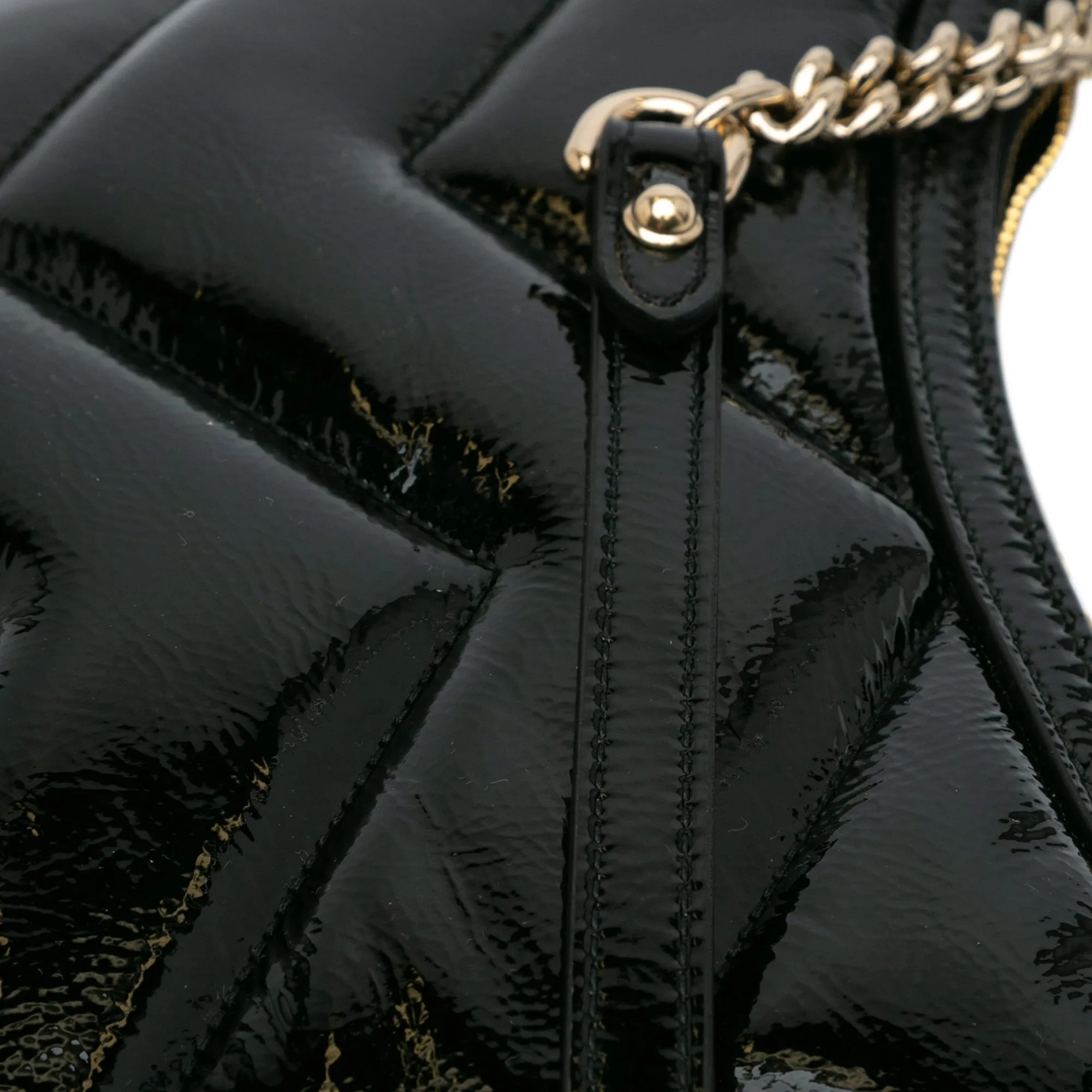 GG Marmont Matelasse Patent Shoulder Bag