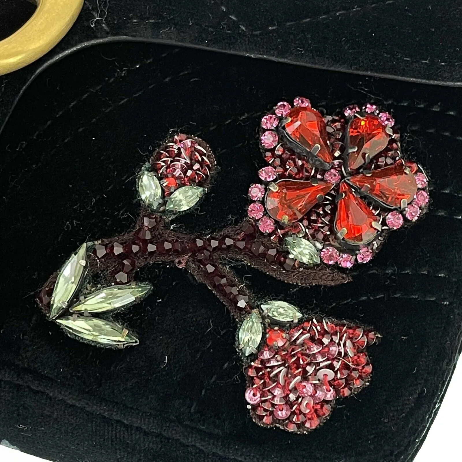 GUCCI - Mini Matelasse Velvet Crystal Embellished Embroidered Floral Gems Bag
