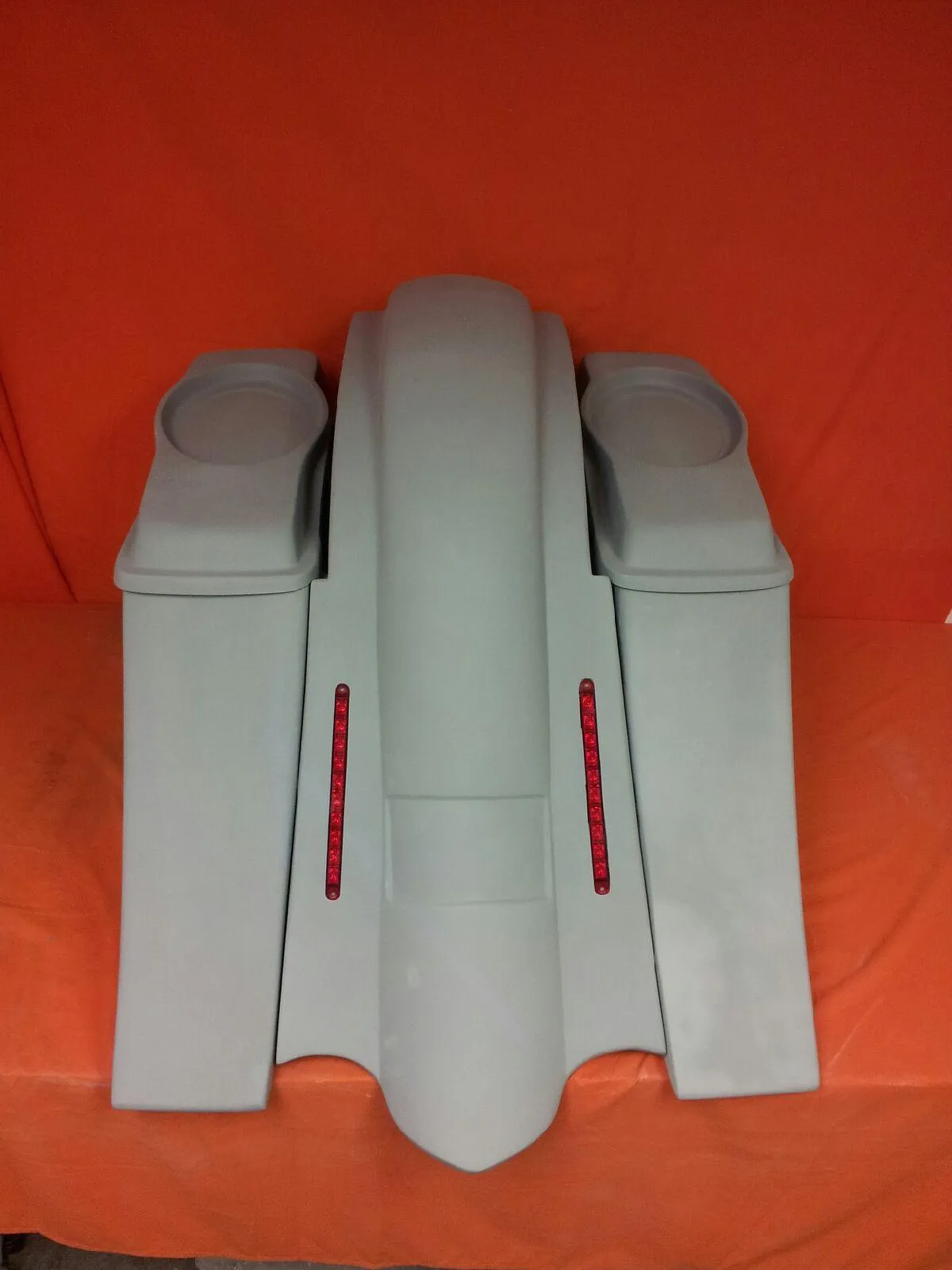 Harley Davidson 6" Heritage Softail Out & Down Extended Saddlebags, 6.5" Speaker Lids   LED Fender No Cutouts