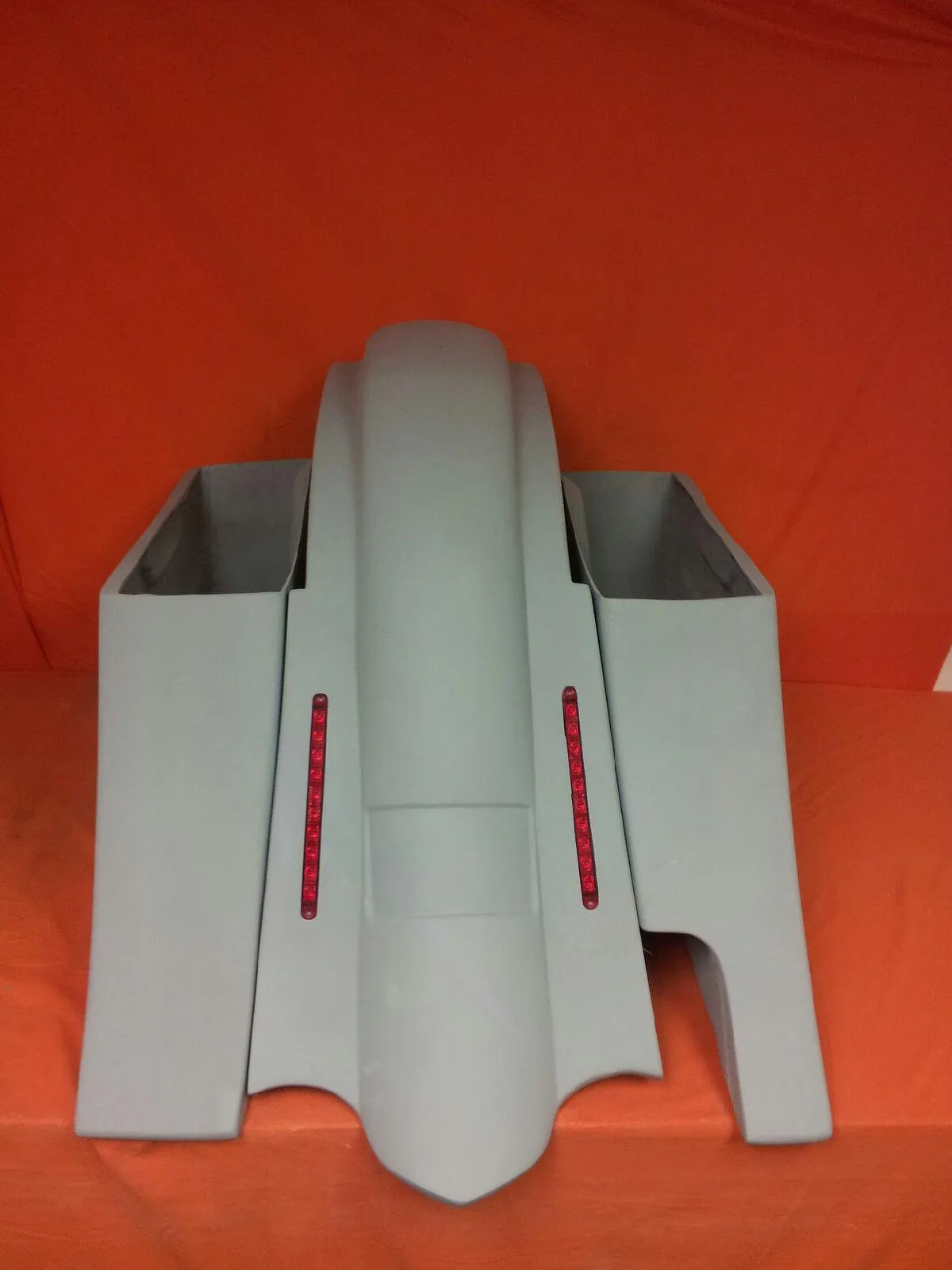 Harley Davidson 6" Heritage Softail Out & Down Extended Saddlebags   LED Fender Right Side Cut Out