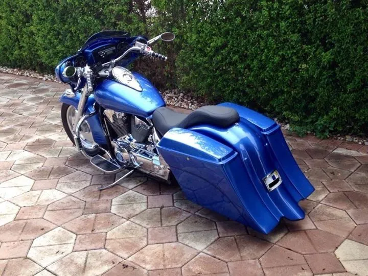Honda VTX 1800 / 1300 6" Extended Stretched Out & Down Bags   Rear Fender   Lids  Fender No Cut Outs