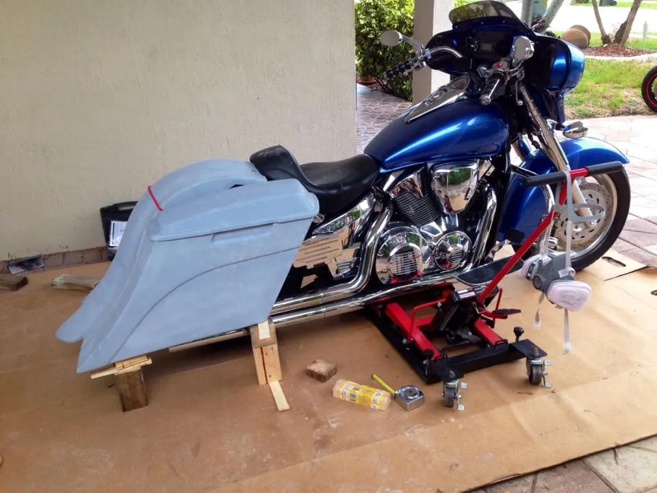 Honda VTX 1800 / 1300 6" Extended Stretched Out & Down Bags   Rear Fender   Lids  Fender No Cut Outs