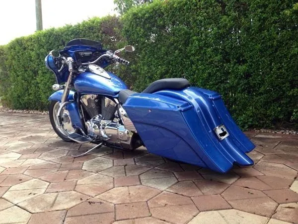 Honda VTX 1800 / 1300 6" Extended Stretched Out & Down Bags   Rear Fender   Lids  Fender No Cut Outs