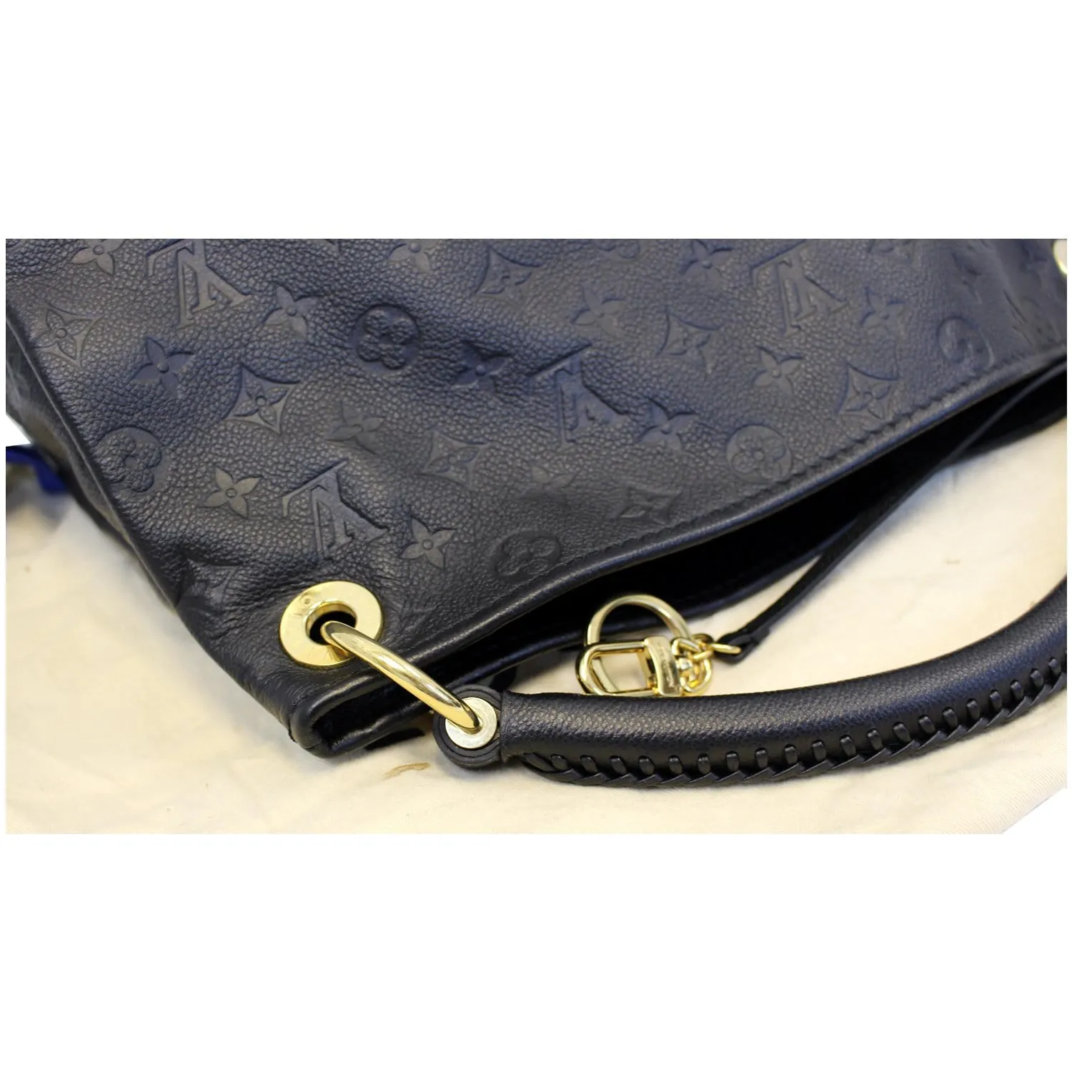 LOUIS VUITTON Artsy MM Empreinte Leather Shoulder Bag Black