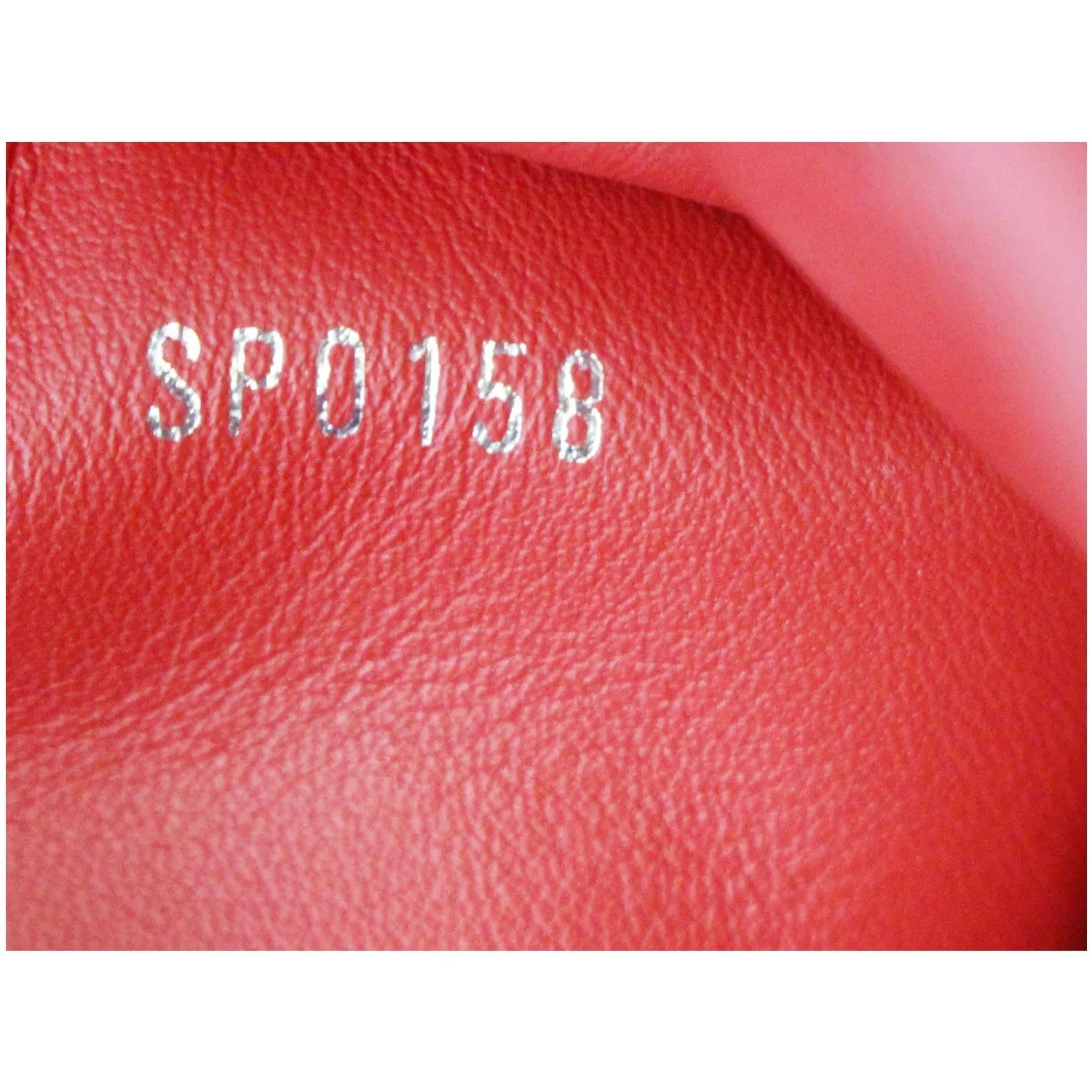 LOUIS VUITTON Capucines PM Taurillon Leather Shoulder Bag Scarlet - 15% OFF