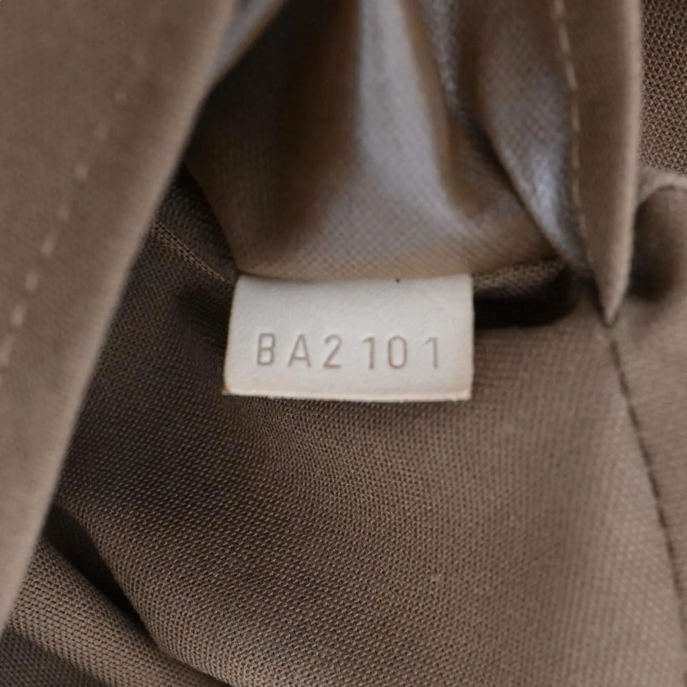 LOUIS VUITTON Eole 50 Monogram Canvas Rolling Luggage Bag Brown