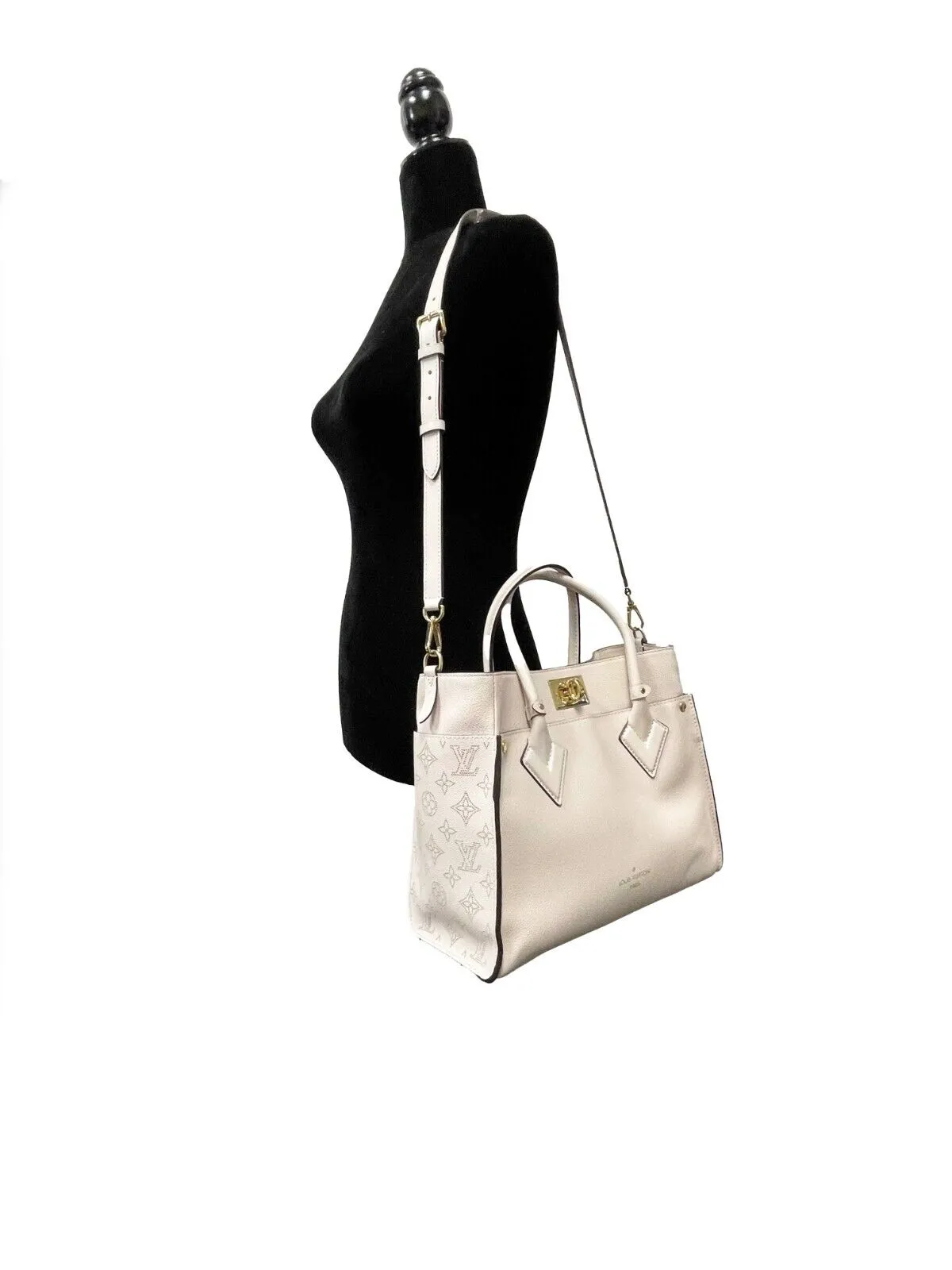 Louis Vuitton - LV On My Side MM Beige Leather Top Handle w/ Shoulder Strap