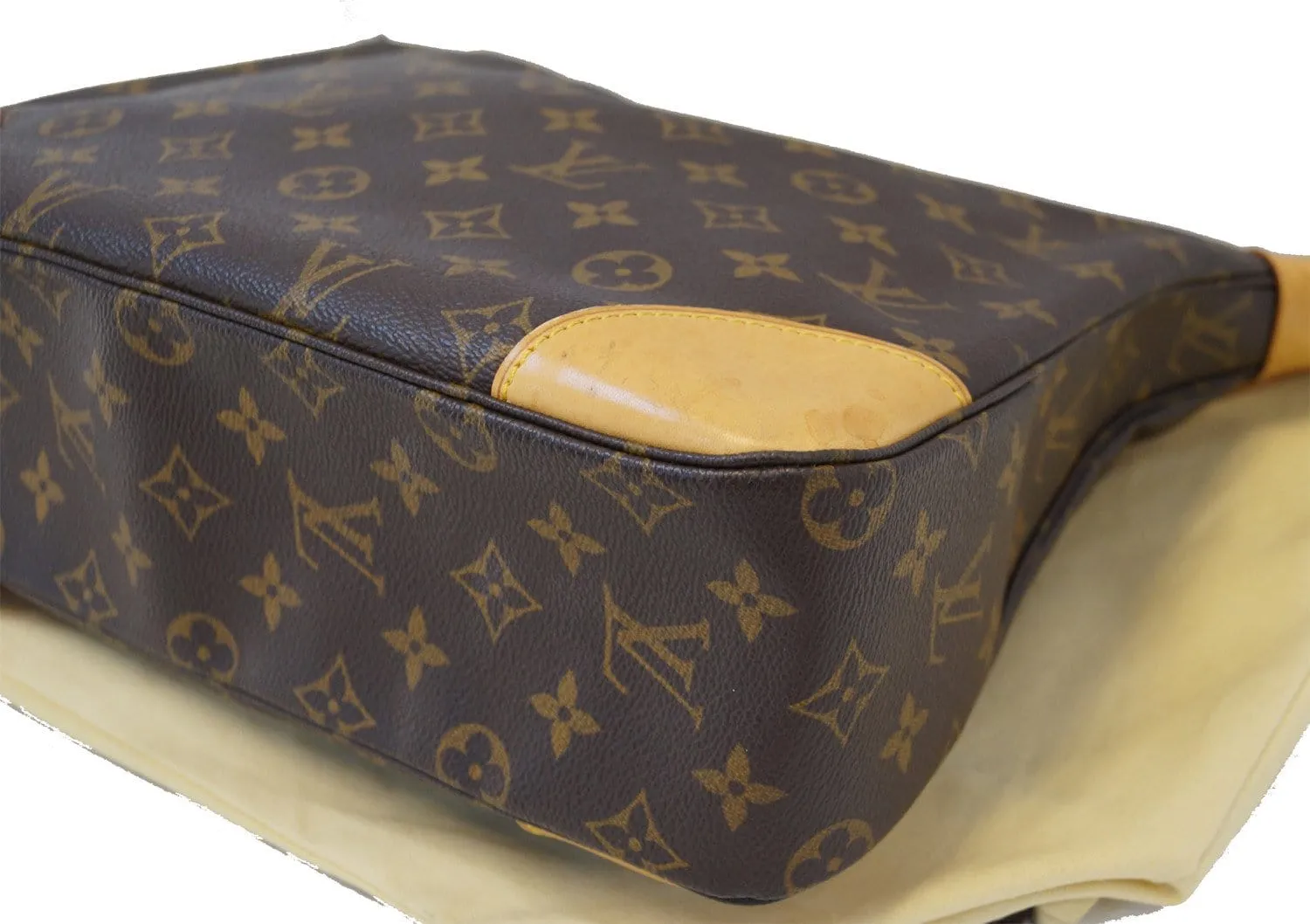 LOUIS VUITTON Monogram Boulogne 30 Shoulder Bag