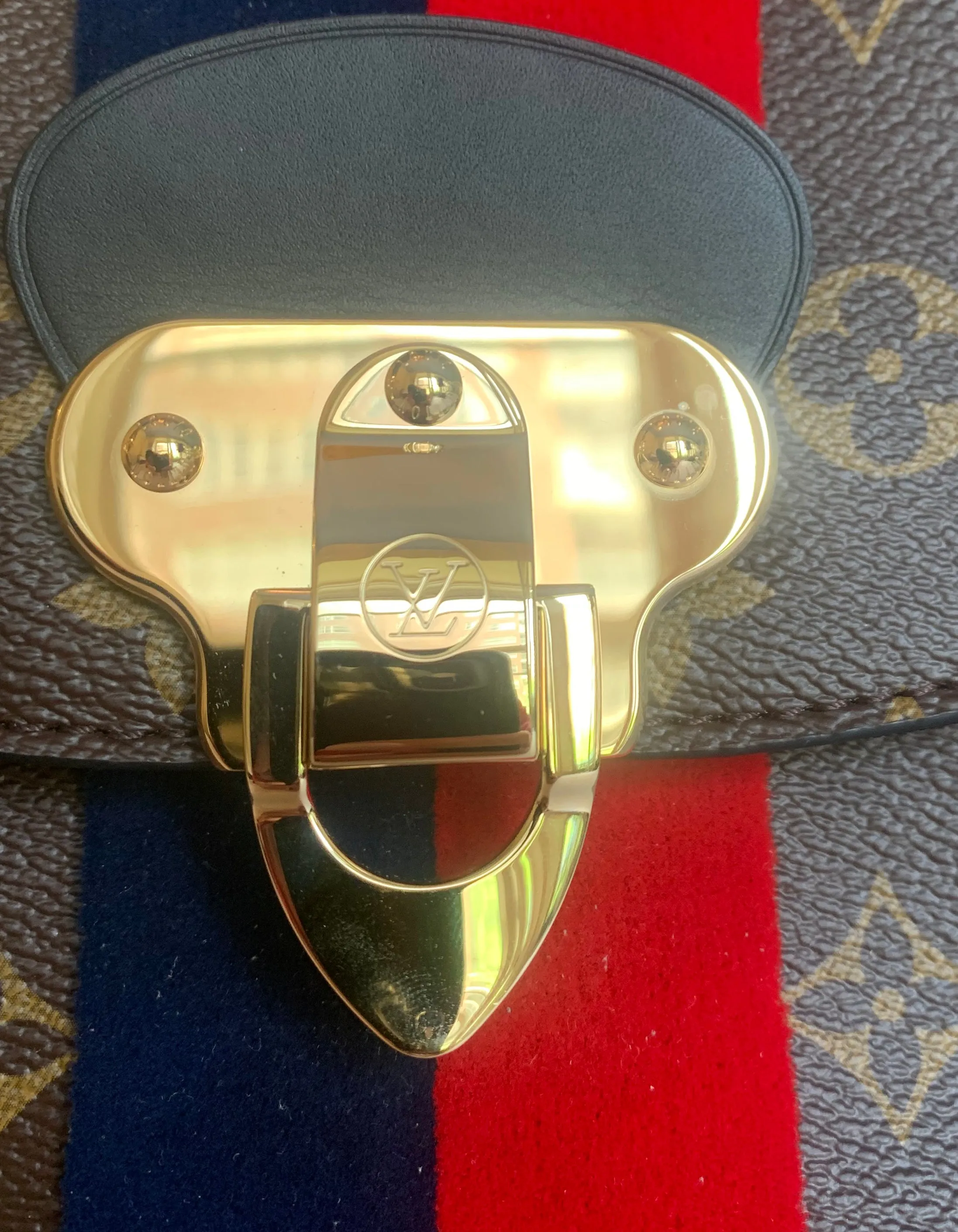 Louis Vuitton Monogram Georges MM Bag w/ Strap