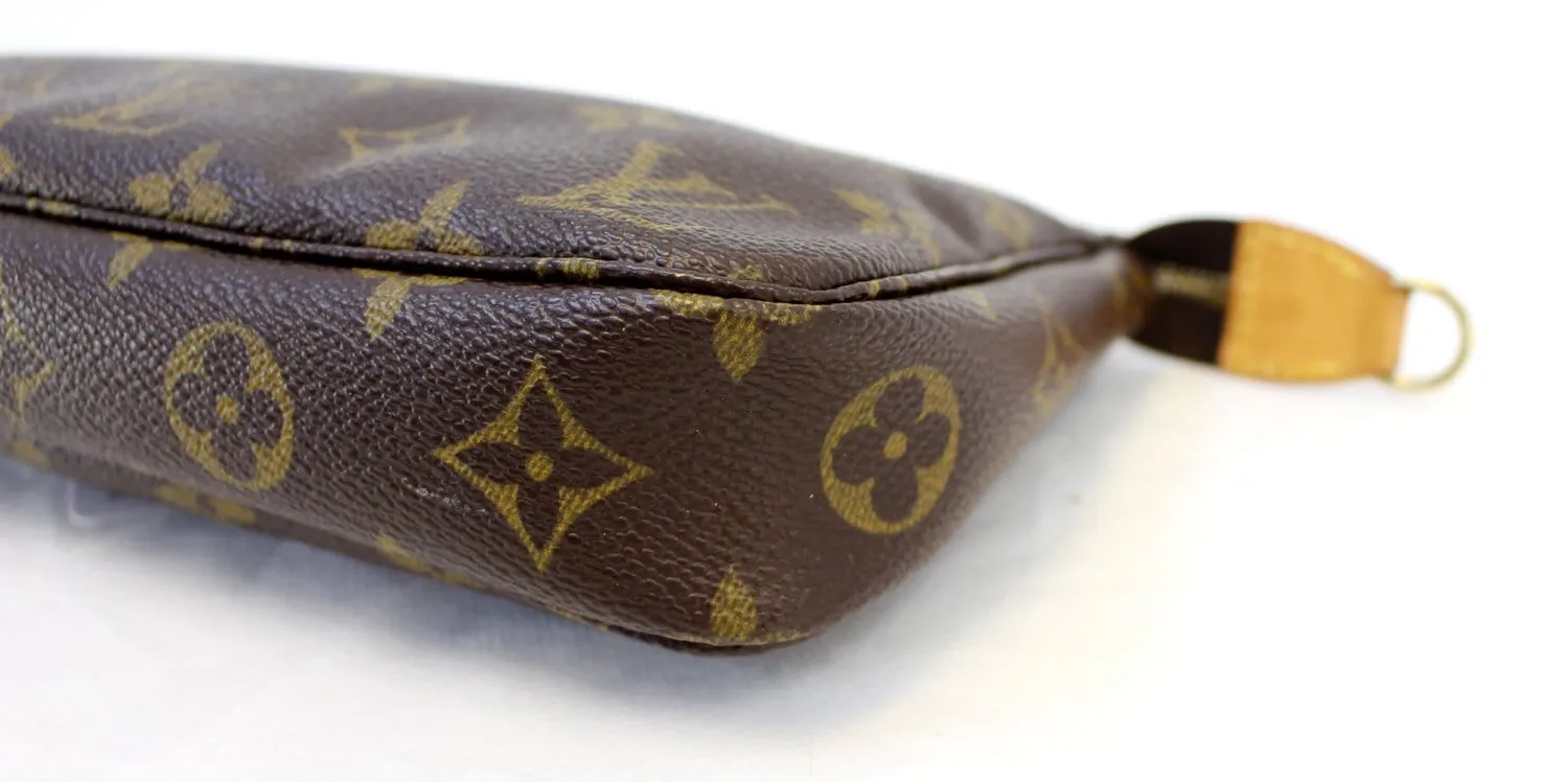 LOUIS VUITTON Monogram Pochette Accessoires Long Shoulder Pouch
