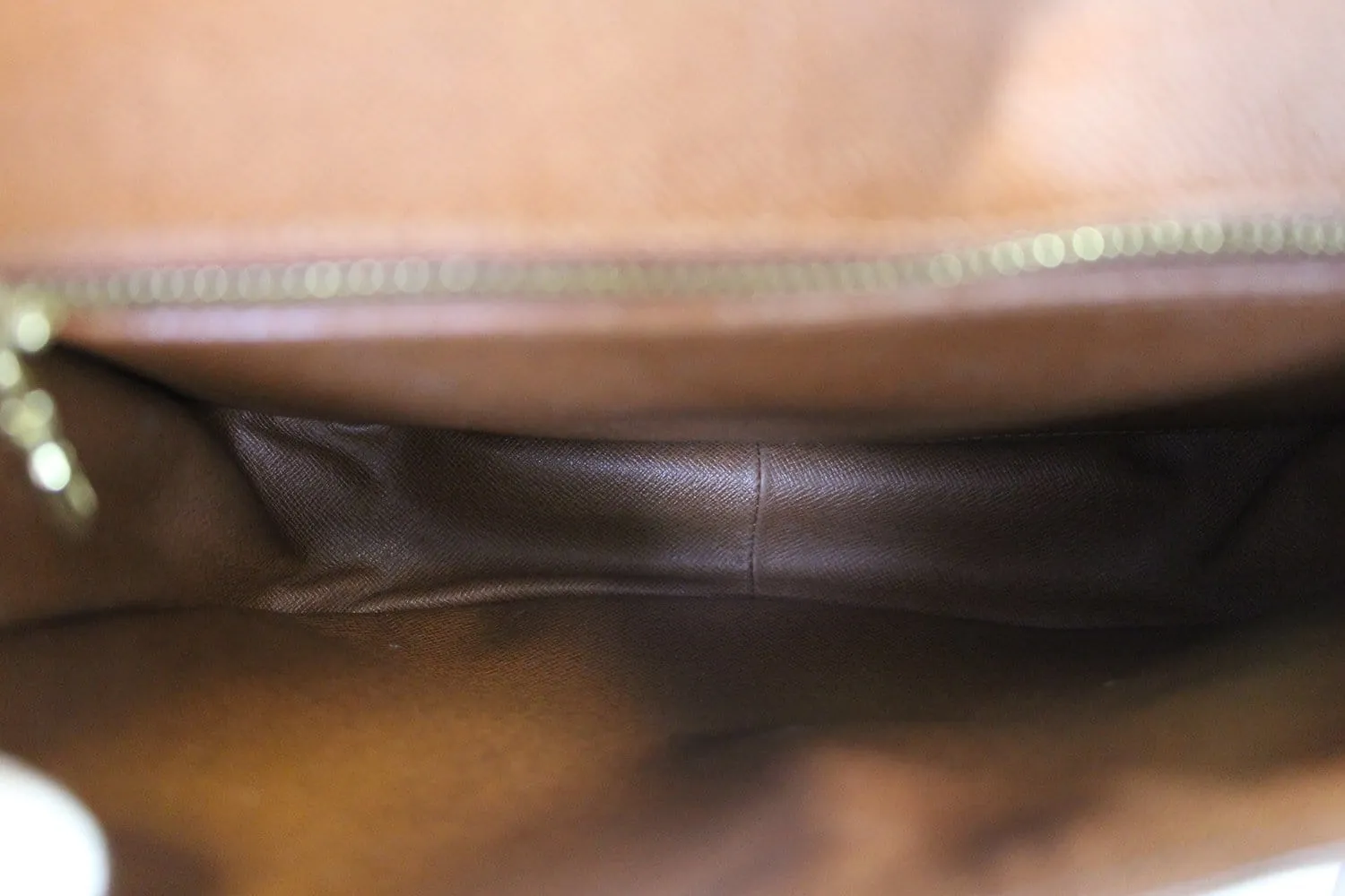 LOUIS VUITTON Monogram Saint Cloud GM Shoulder Bag