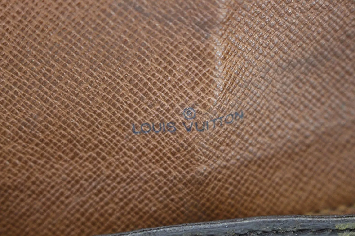 LOUIS VUITTON Monogram Saint Cloud GM Shoulder Bag