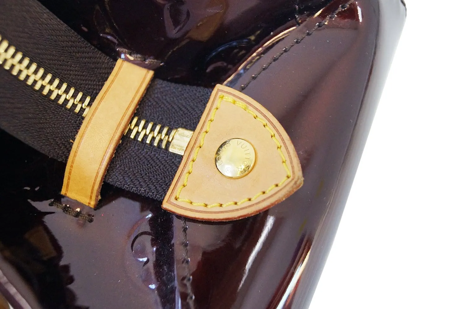 LOUIS VUITTON Rosewood Amarante Monogram Vernis Shoulder Bag